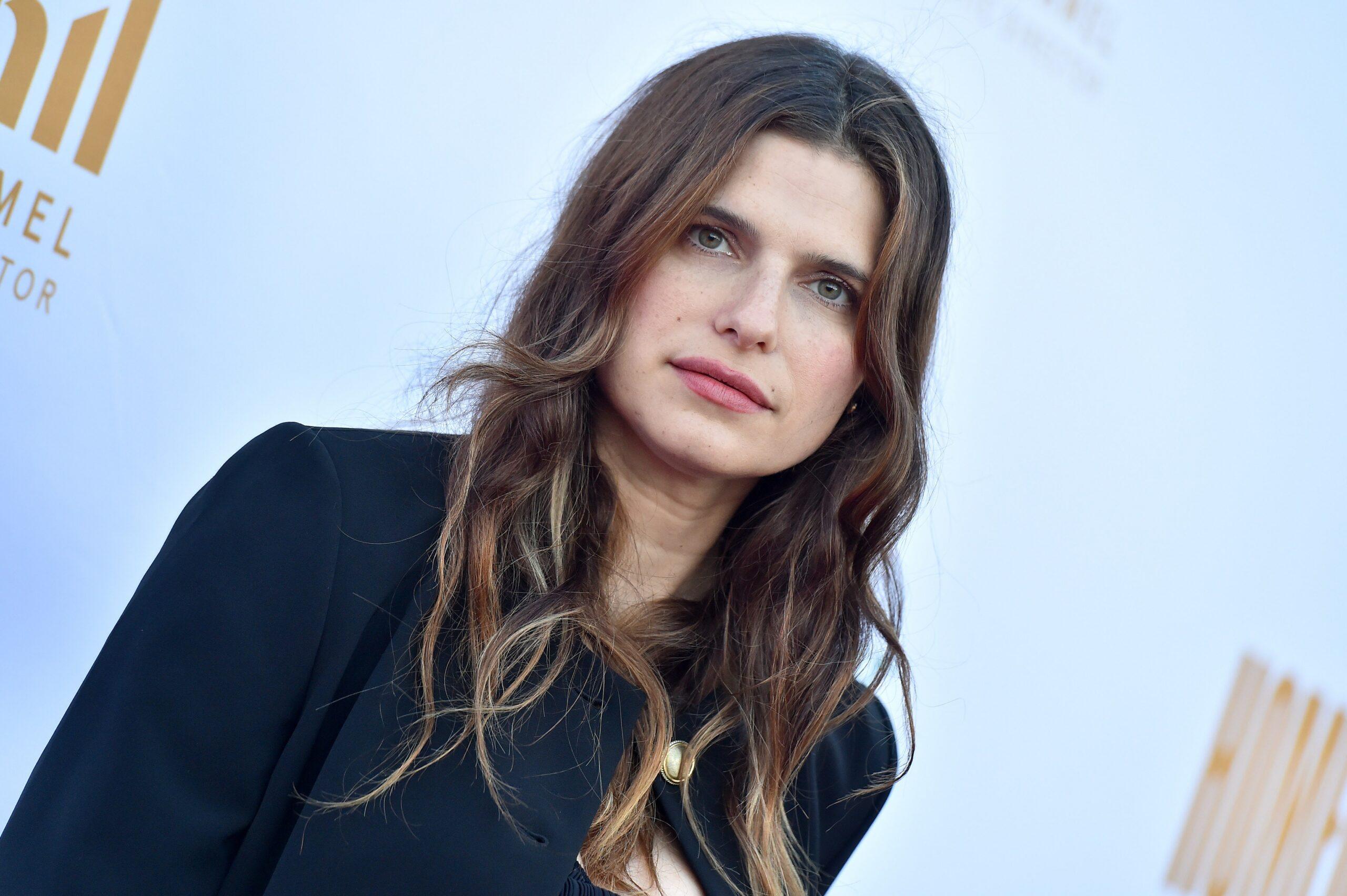Los Angeles Philharmonic Homecoming Concert & Gala. Walt Disney Concert Hall, Los Angeles, CA. Pictured: Seong-Jin Cho. EVENT October 9, 2021. 09 Oct 2021 Pictured: Lake Bell. 