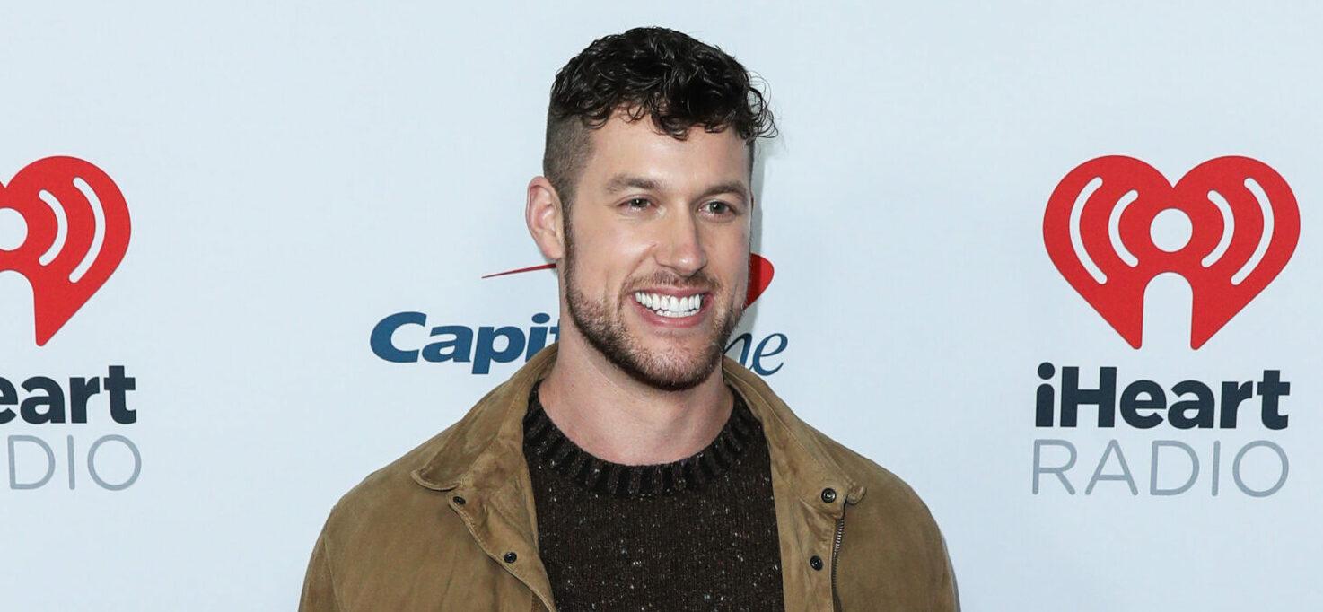 iHeartRadio 102.7 KIIS FM's Jingle Ball 2021 Presented By Capital One held at The Forum on December 3, 2021 in Inglewood, Los Angeles, California, United States. 03 Dec 2021 Pictured: Clayton Echard.