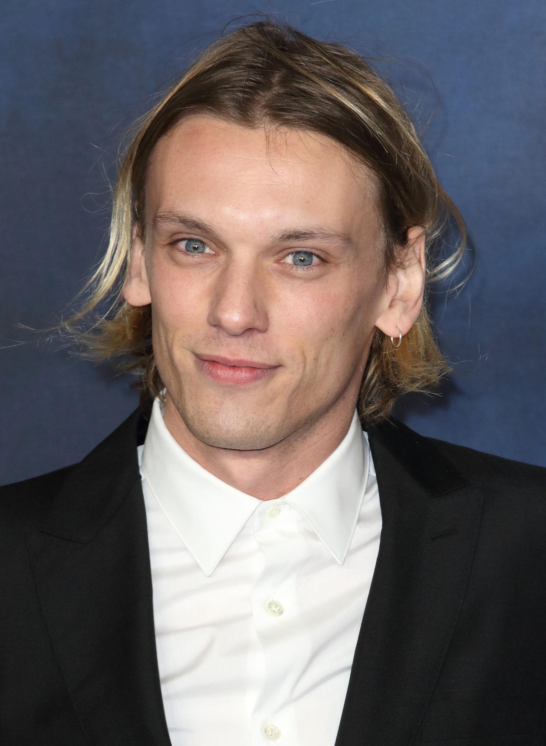 Jamie Campbell Bower at Fantastic Beasts: The Crimes of Grindelwald UK Premiere