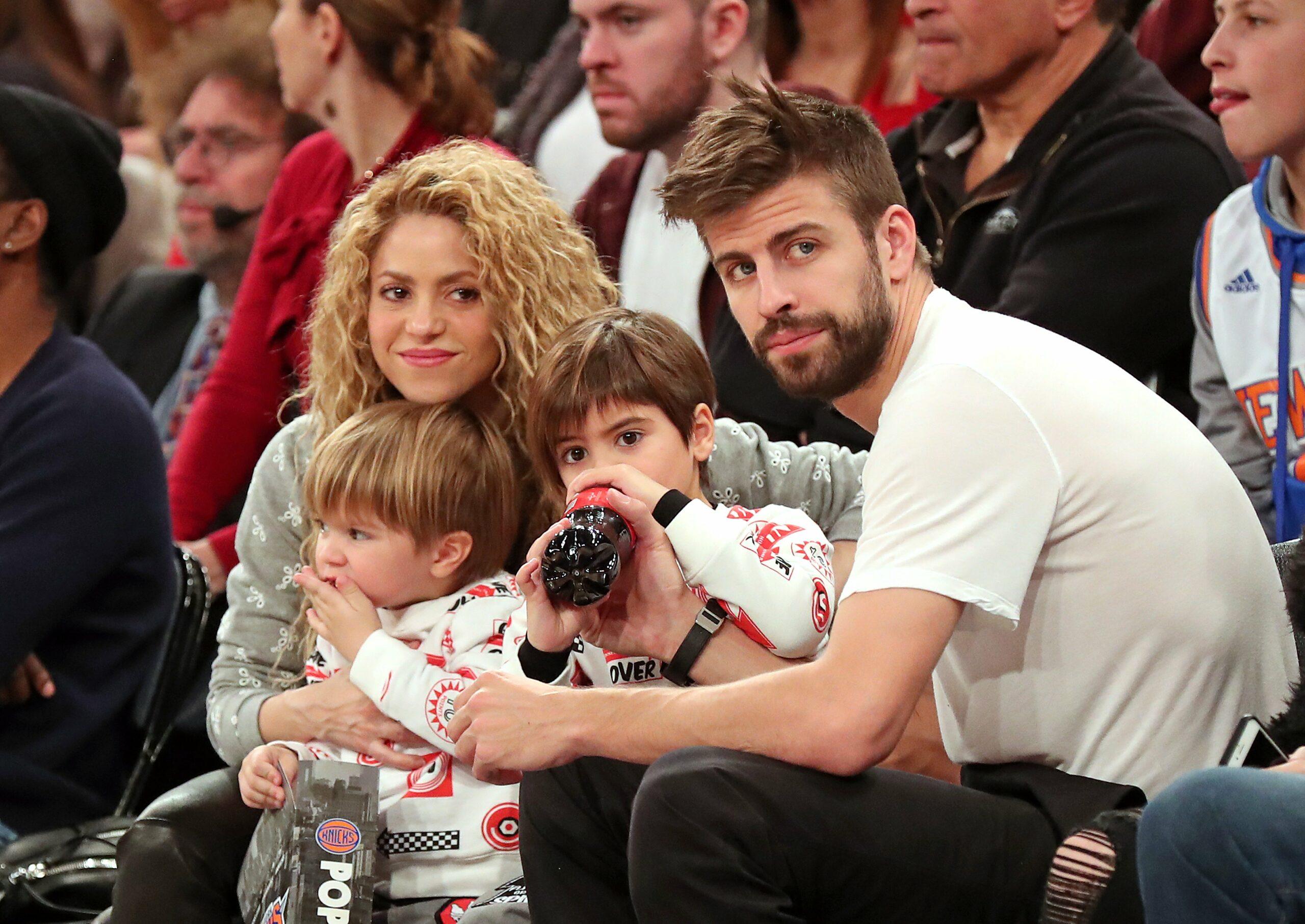 Shakira & Gerard Pique at basketball game