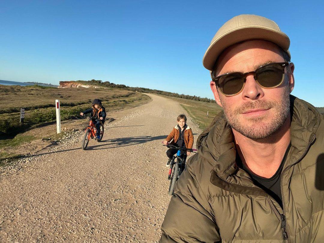Chris Hemsworth is a doting dad