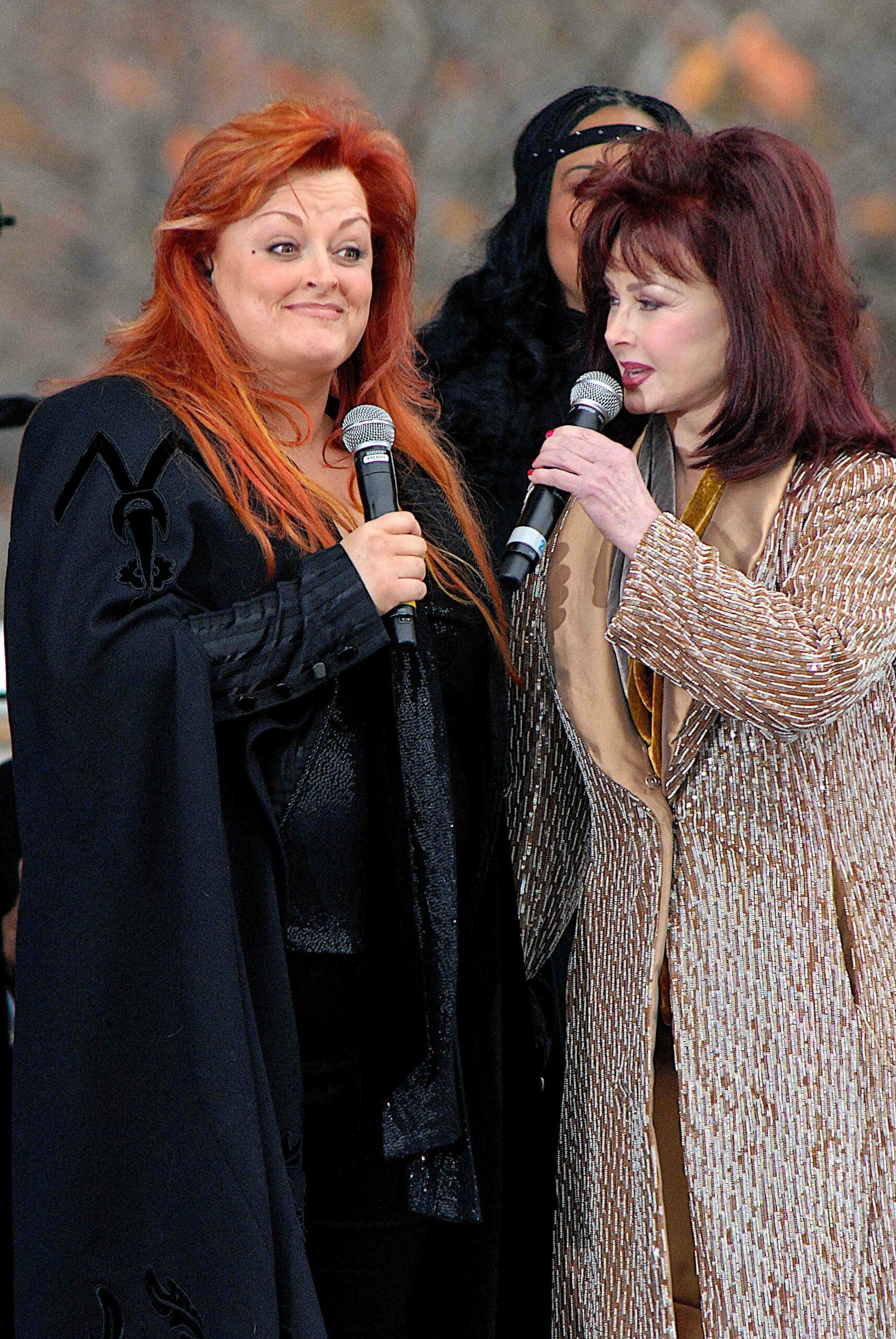 Naomi Judd Left A Suicide Note For Family, On Multiple Prescription Drugs During Death