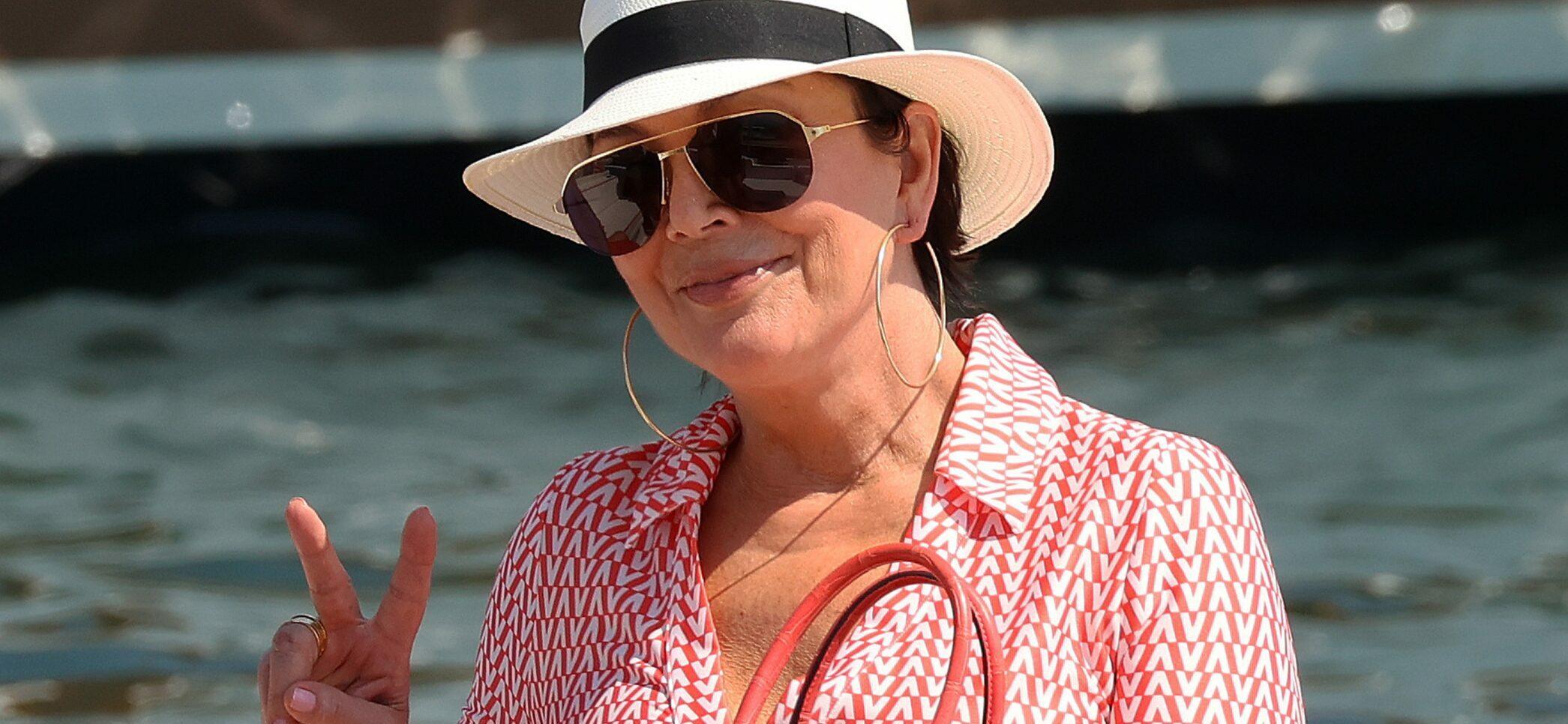 Kris jenner and LeAnn Rimes are seen together while on vacation in St tropez