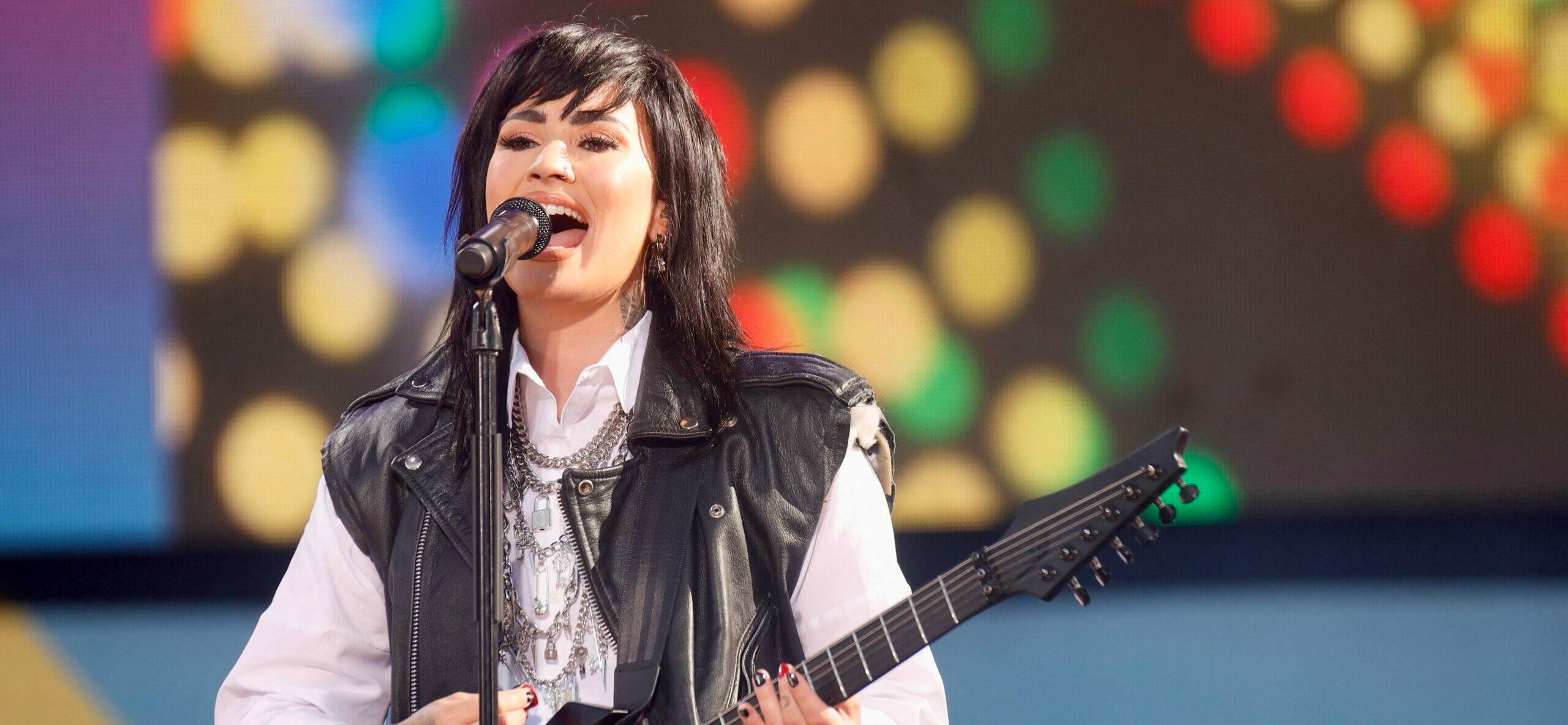 Demi Lovato performs at ABC - TVs Good Morning America