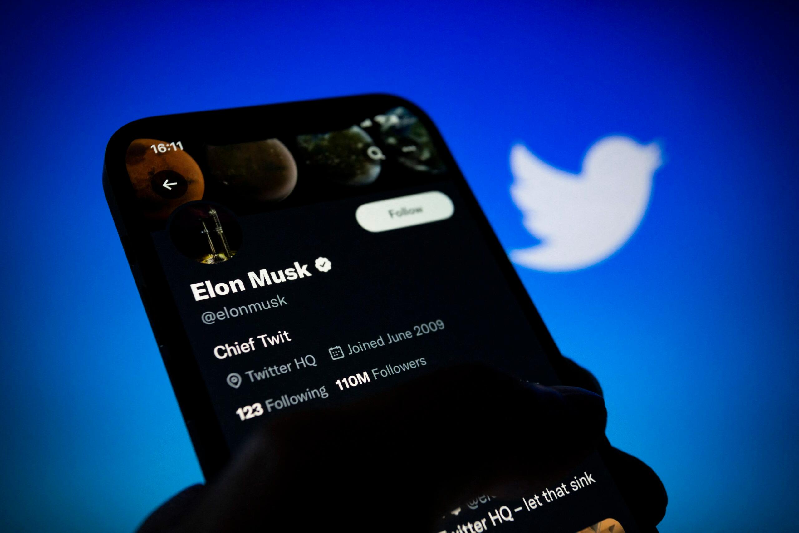 Elon Musk changes Twitter logo