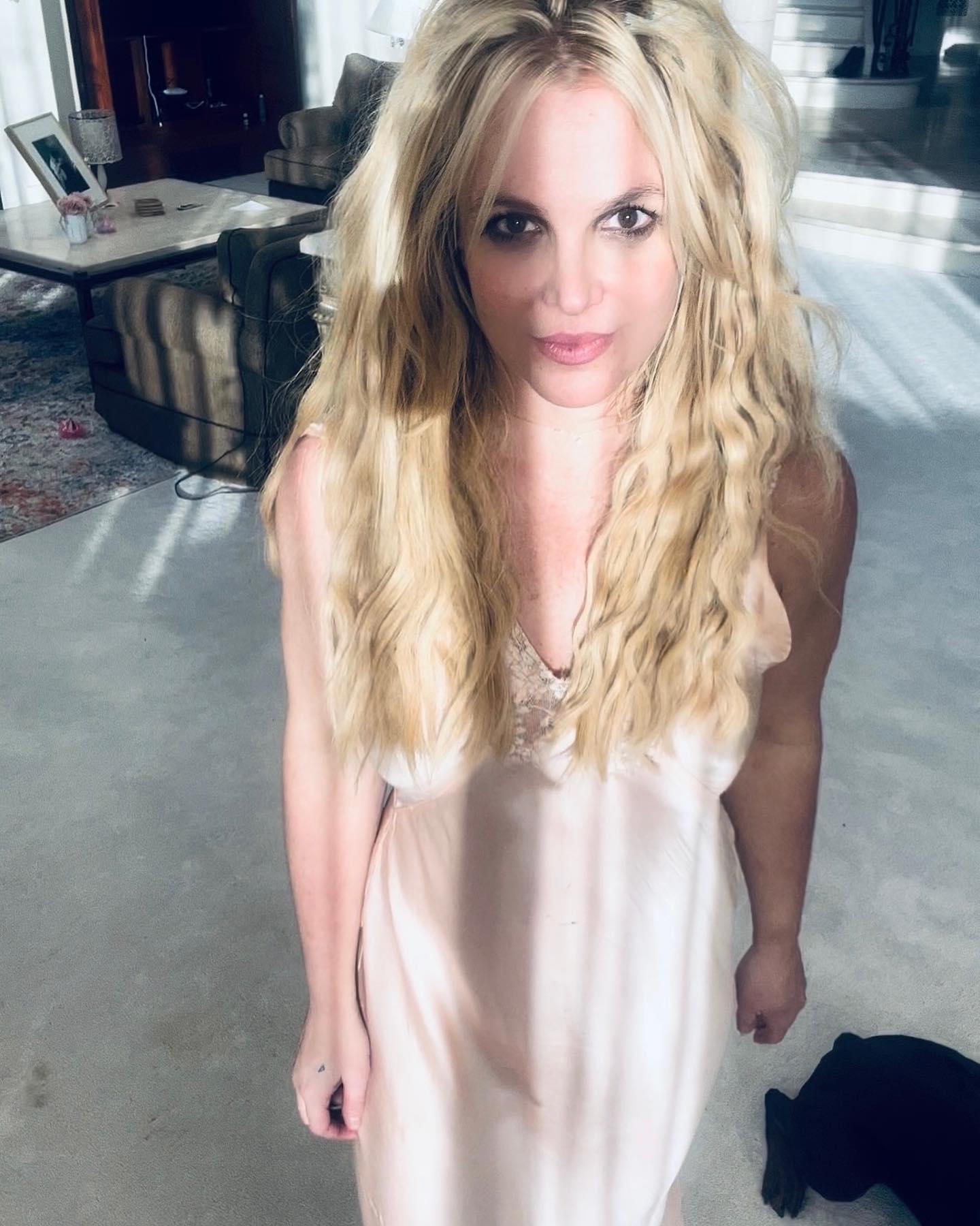 Britney Spears in a nightgown
