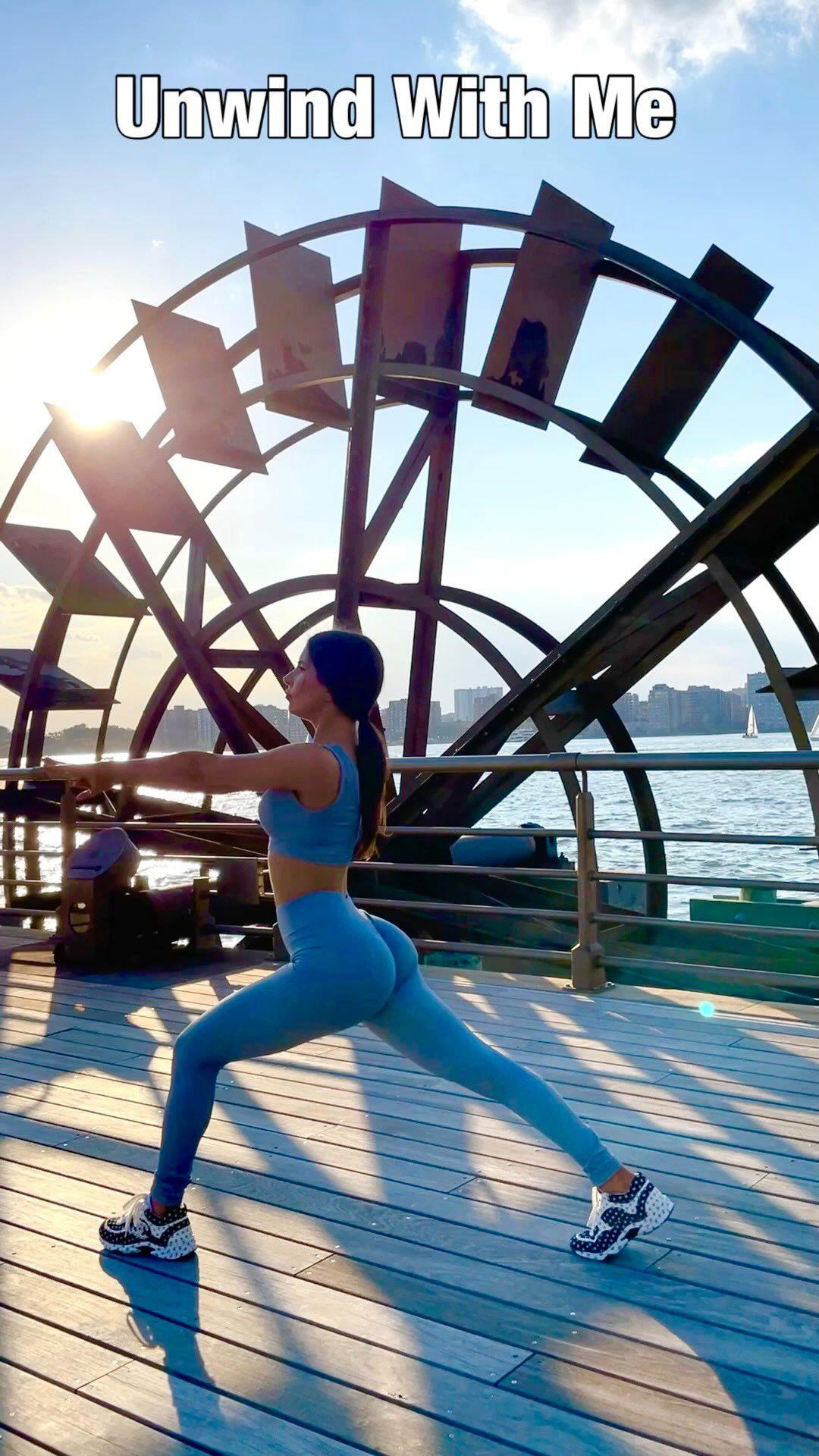 Jen Selter does yoga in blue leggings