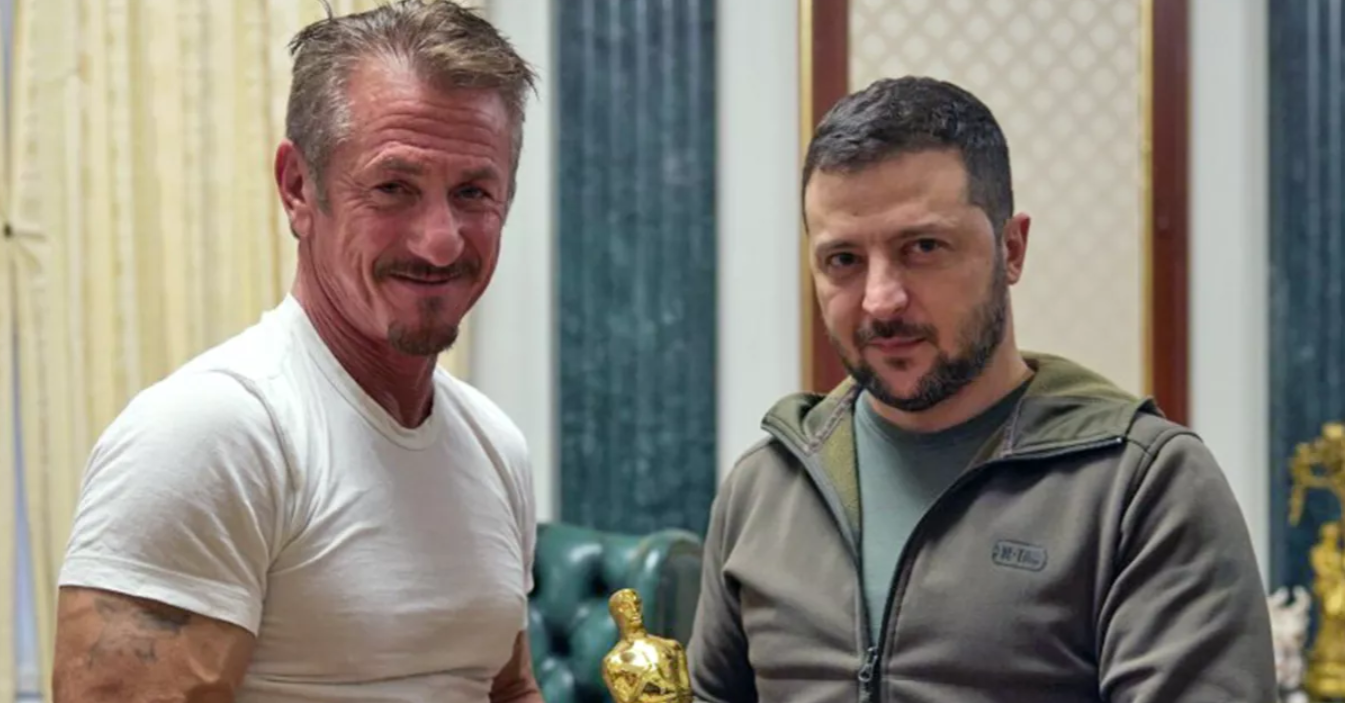 Sean Penn gave his Oscar to Ukrainian President Volodymyr Zelenskyy