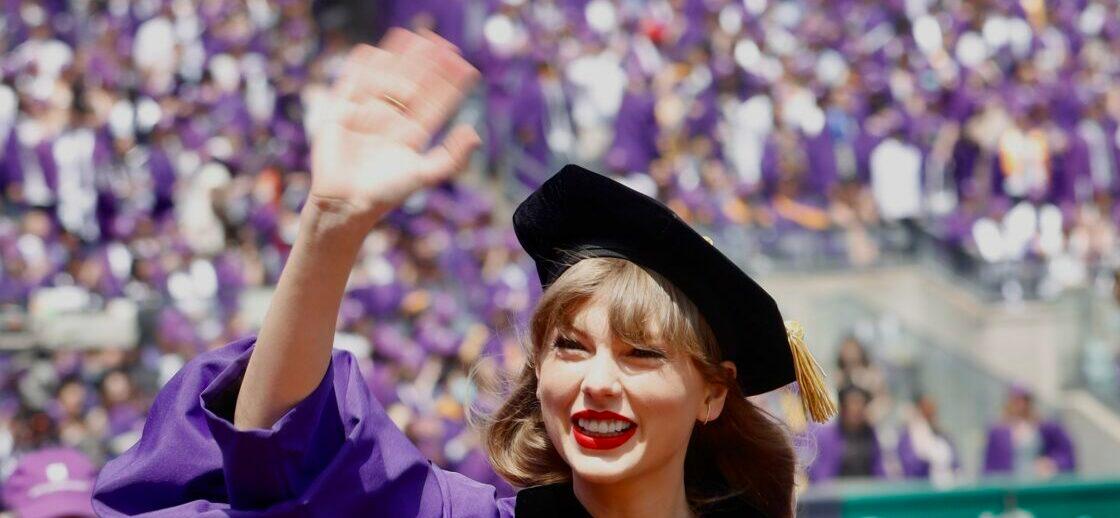 Taylor Swift at NYU as she receives honorary Doctor of Fine Arts degree