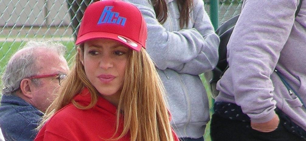 Shakira the best cheerleader for her son Milan in his last baseball match in Barcelona