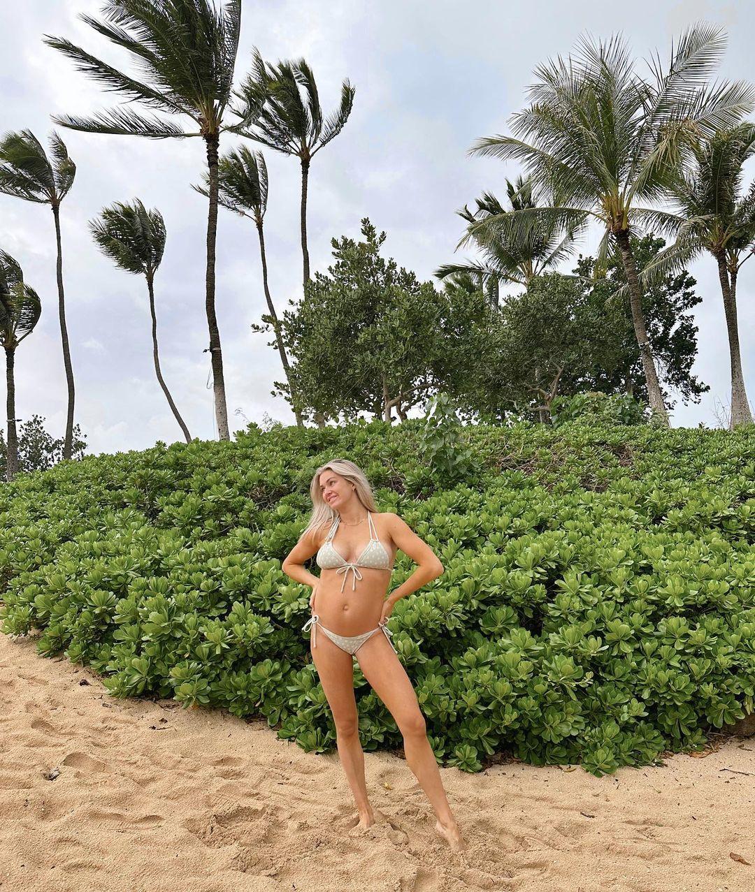 Lindsay Arnold baby bump bikini