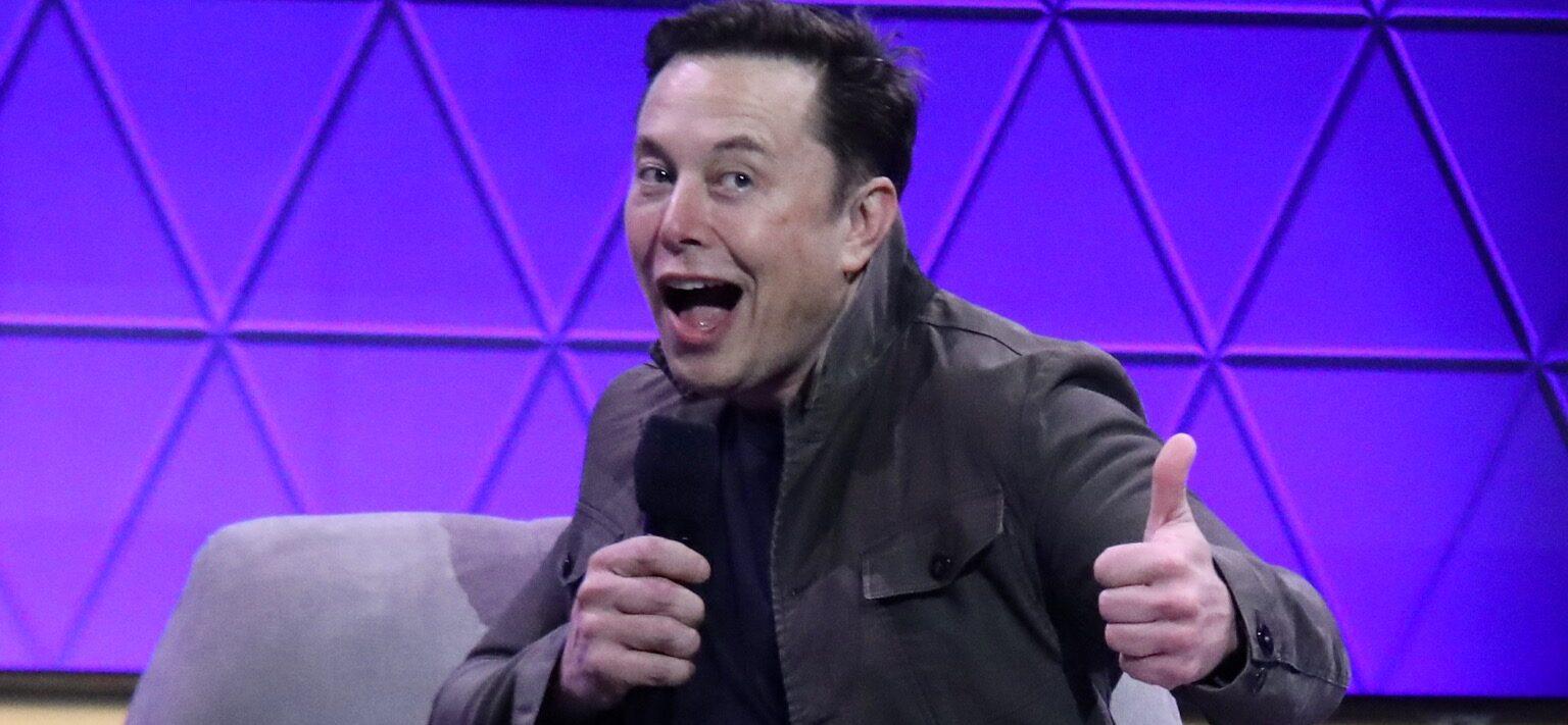 Elon Musk discusses tech topics on panel with Todd Howard at E3 2019 Expo