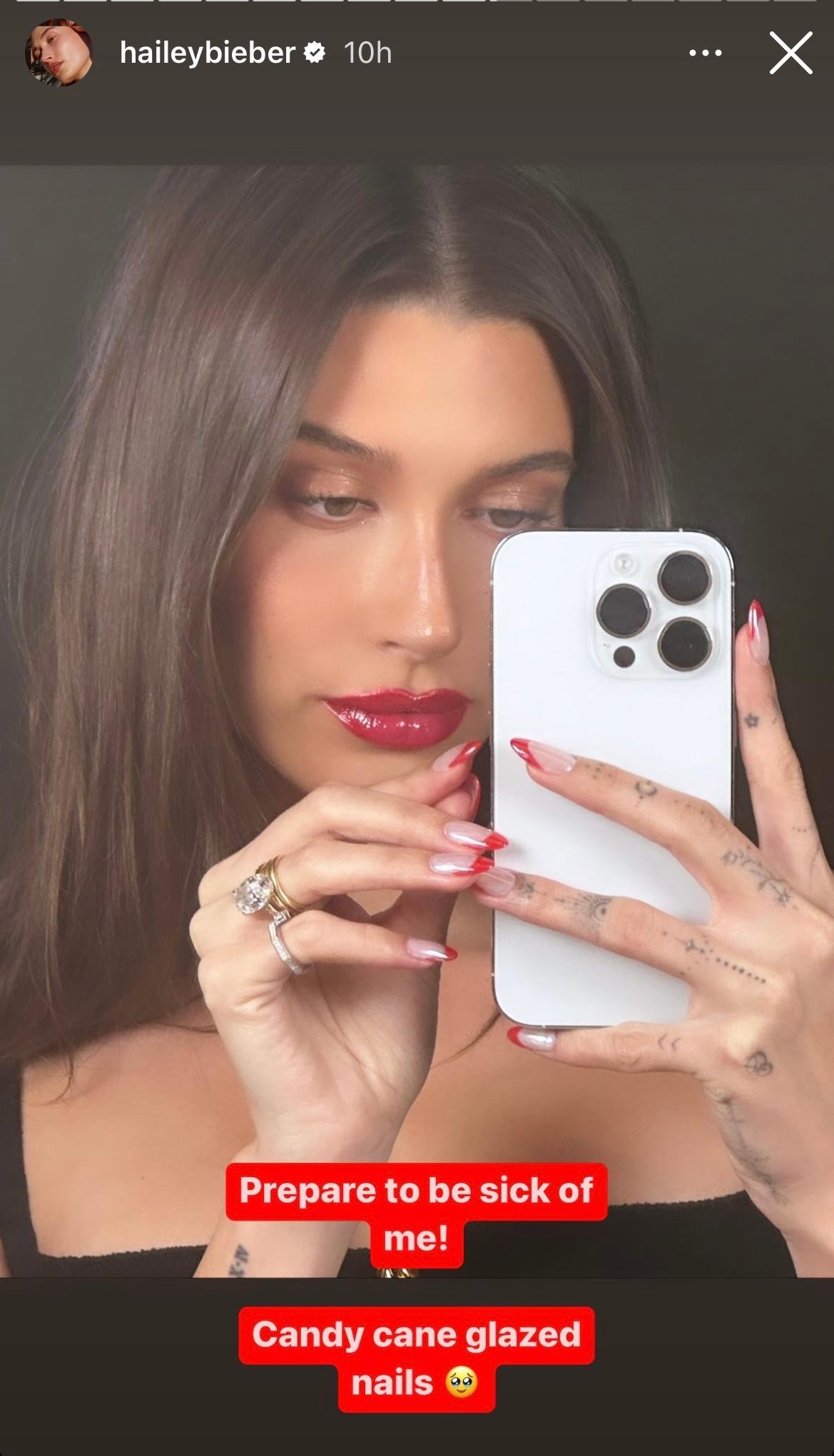 Hailey Bieber flaunts nails