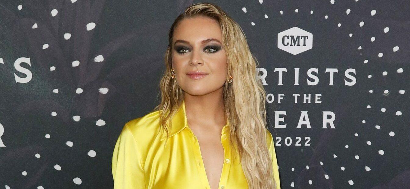 Kelsea Ballerini at CMT Artists of the Year 2022