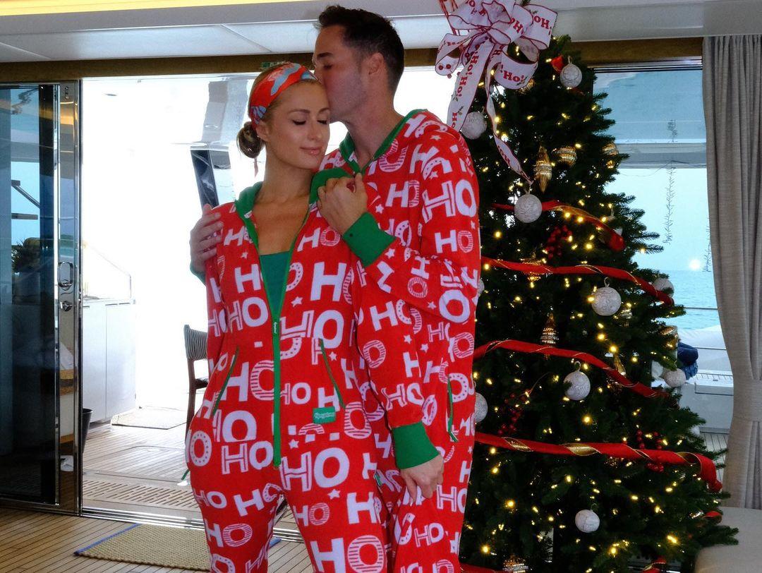 Paris Hilton & Carter Reum's First Christmas Together Involved A 'New Home' And 'Paradise'