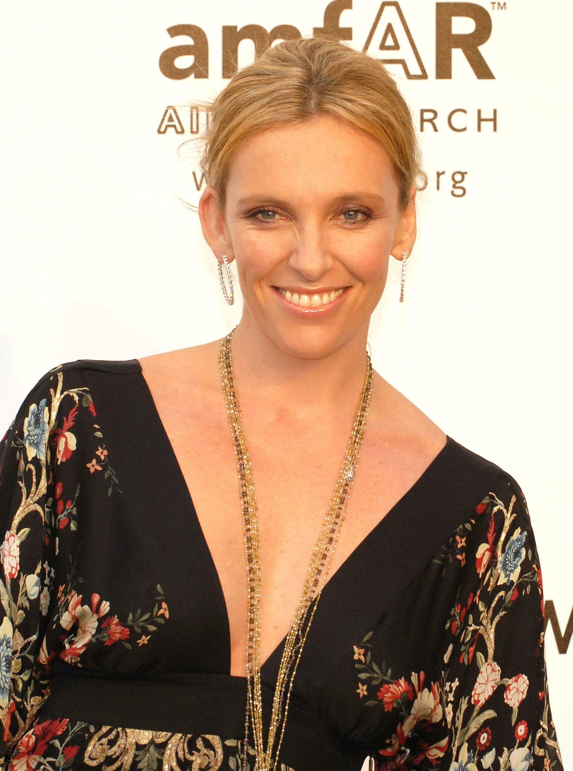 Toni Collette Announces Split From Dave Galafassi After He Was Seen Locking Lips With Mystery Lady