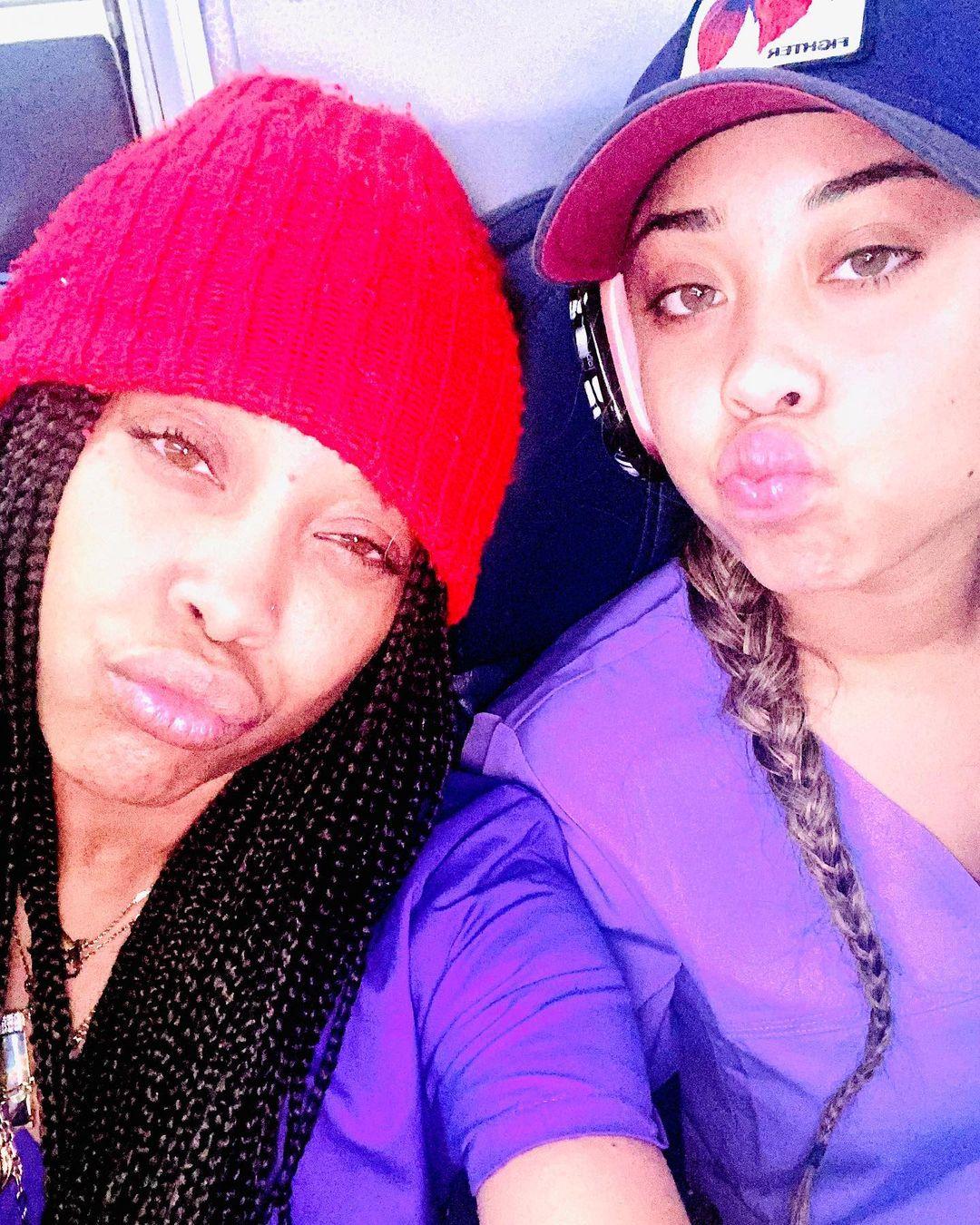 Summer Walker Nesting With Doula Erykah Badu, Baby No.2 Is Almost Here!