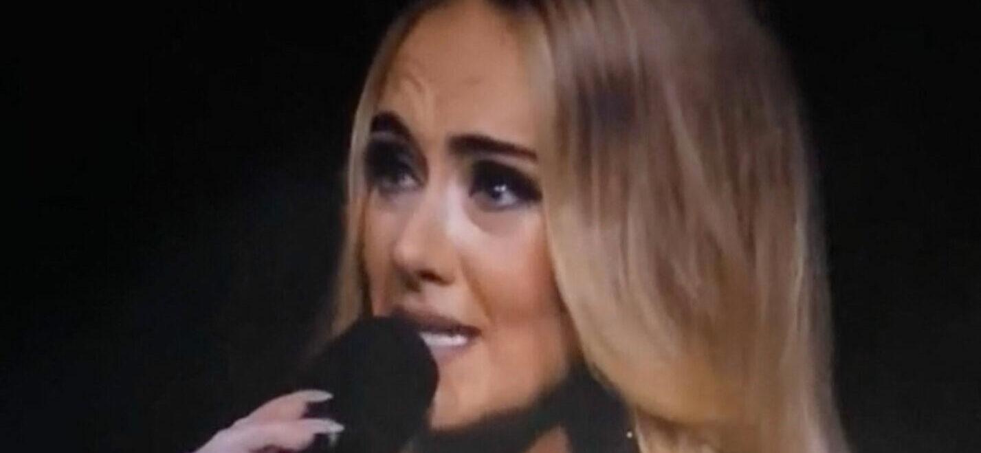 Adele gets emotional telling her Las Vegas audience about having therapy and being the happiest I ve ever ever ever ever been