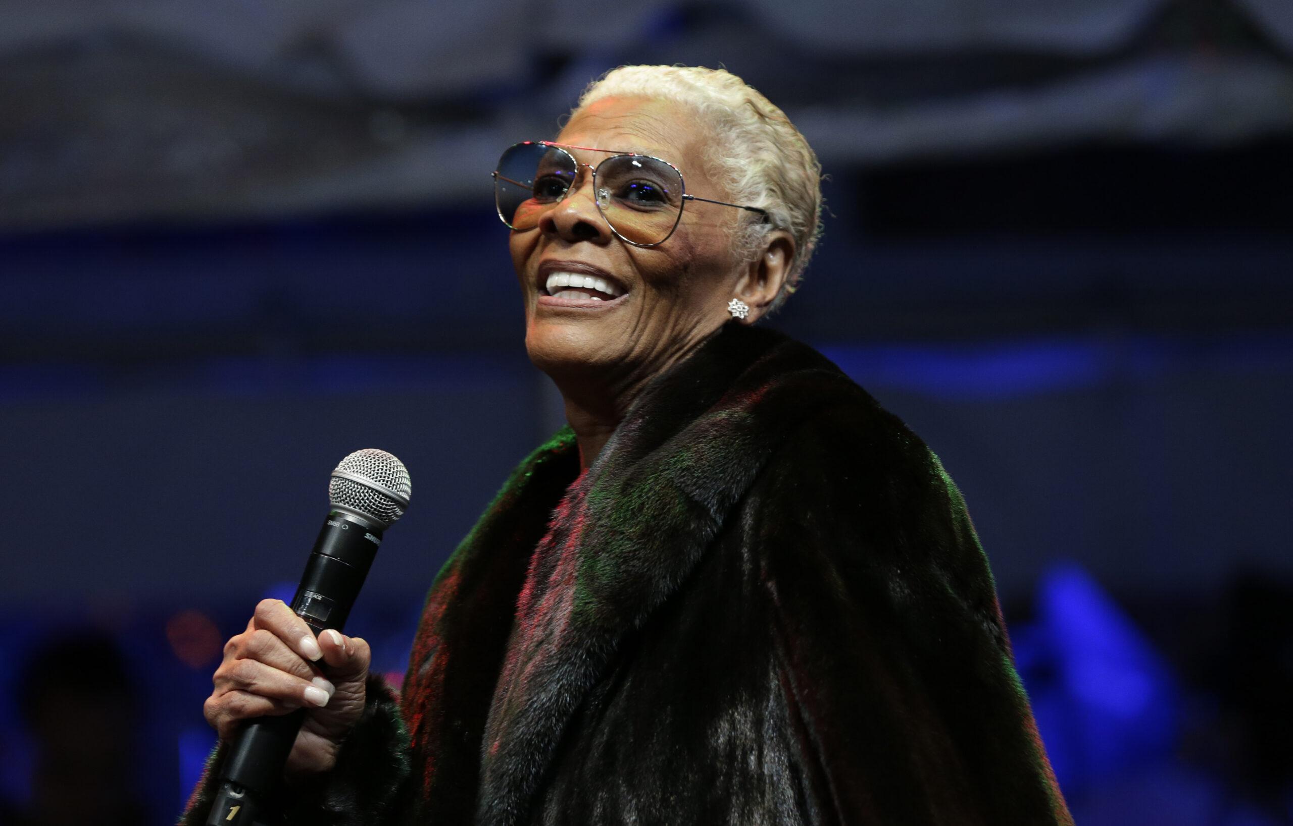 Dionne Warwick at the 96th Annual Christmas Tree Lighting at New York Stock Exchange