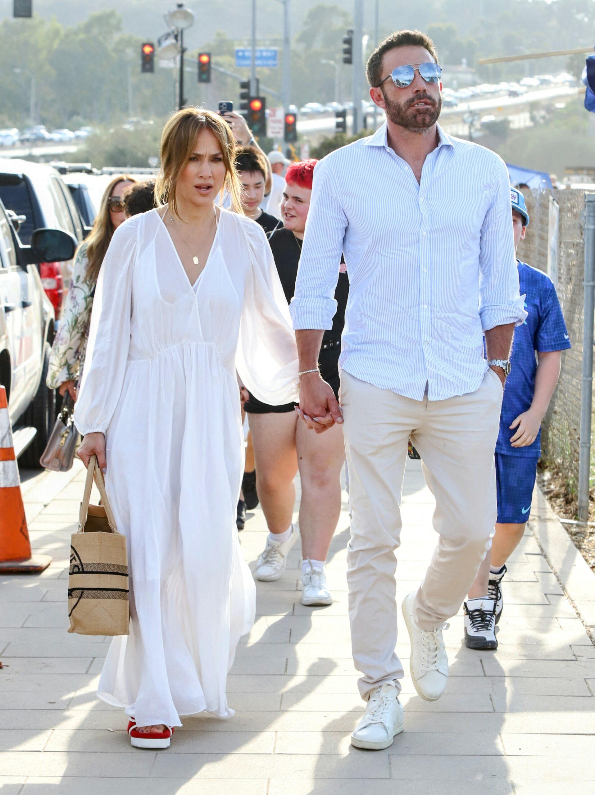 Ben Affleck and Jennifer Lopez braved the sweltering heat to attend the Malibu Chili Cook-Off in Malibu.