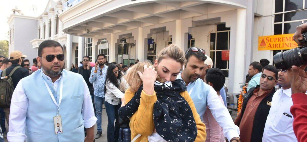 Elizabeth Chambers seen arriving at Jodhpur airport ahead of Nick Jonas and Priyanka Chopra apos s wedding