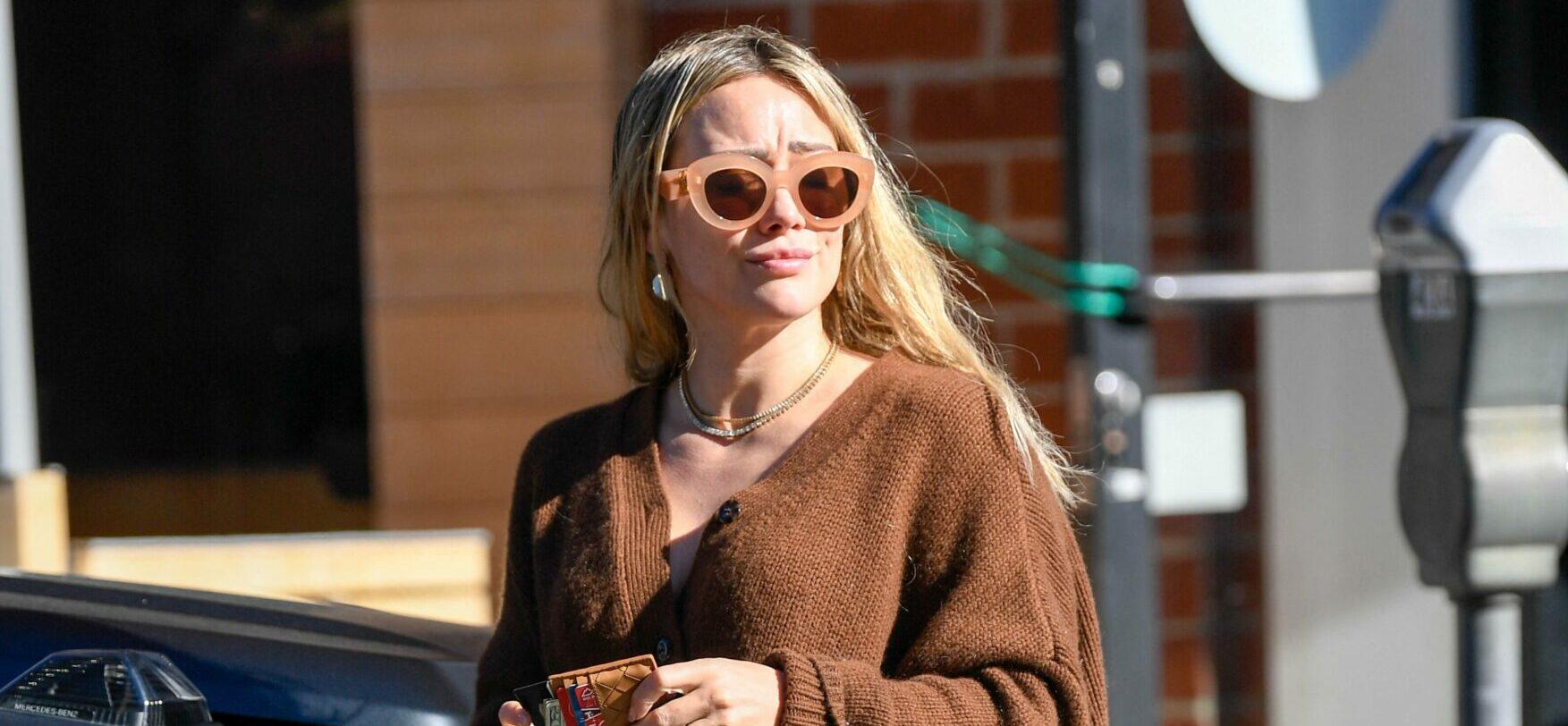 Hilary Duff takes daughter Banks along as she runs errands