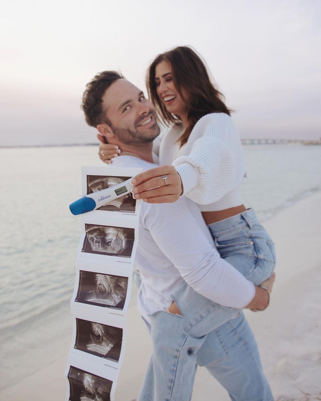 April Marie Shares Tribute To Unborn Child In Pregnancy Announcement