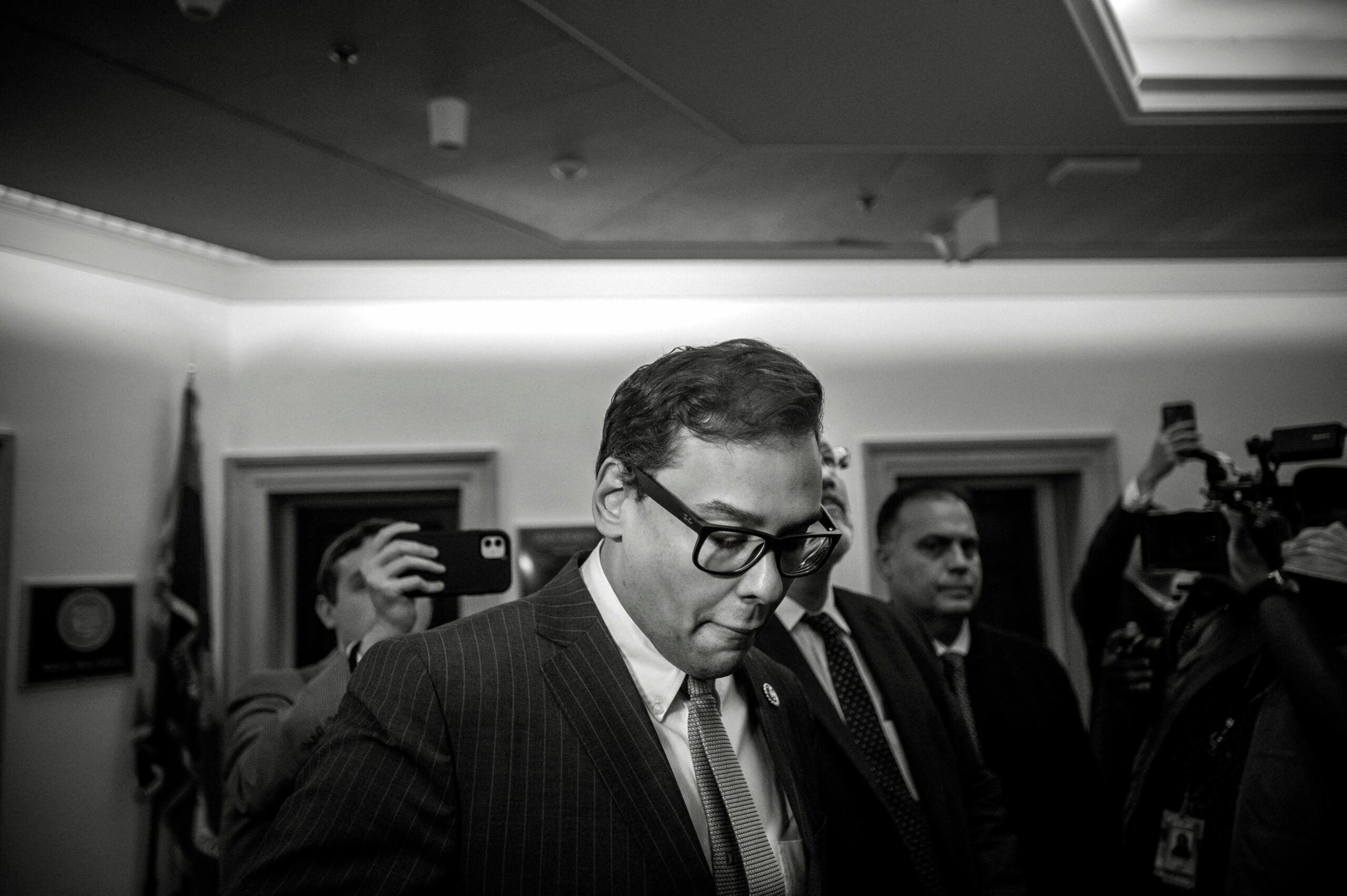O deputado George Santos no 118º Congresso se reúne no Capitólio dos EUA