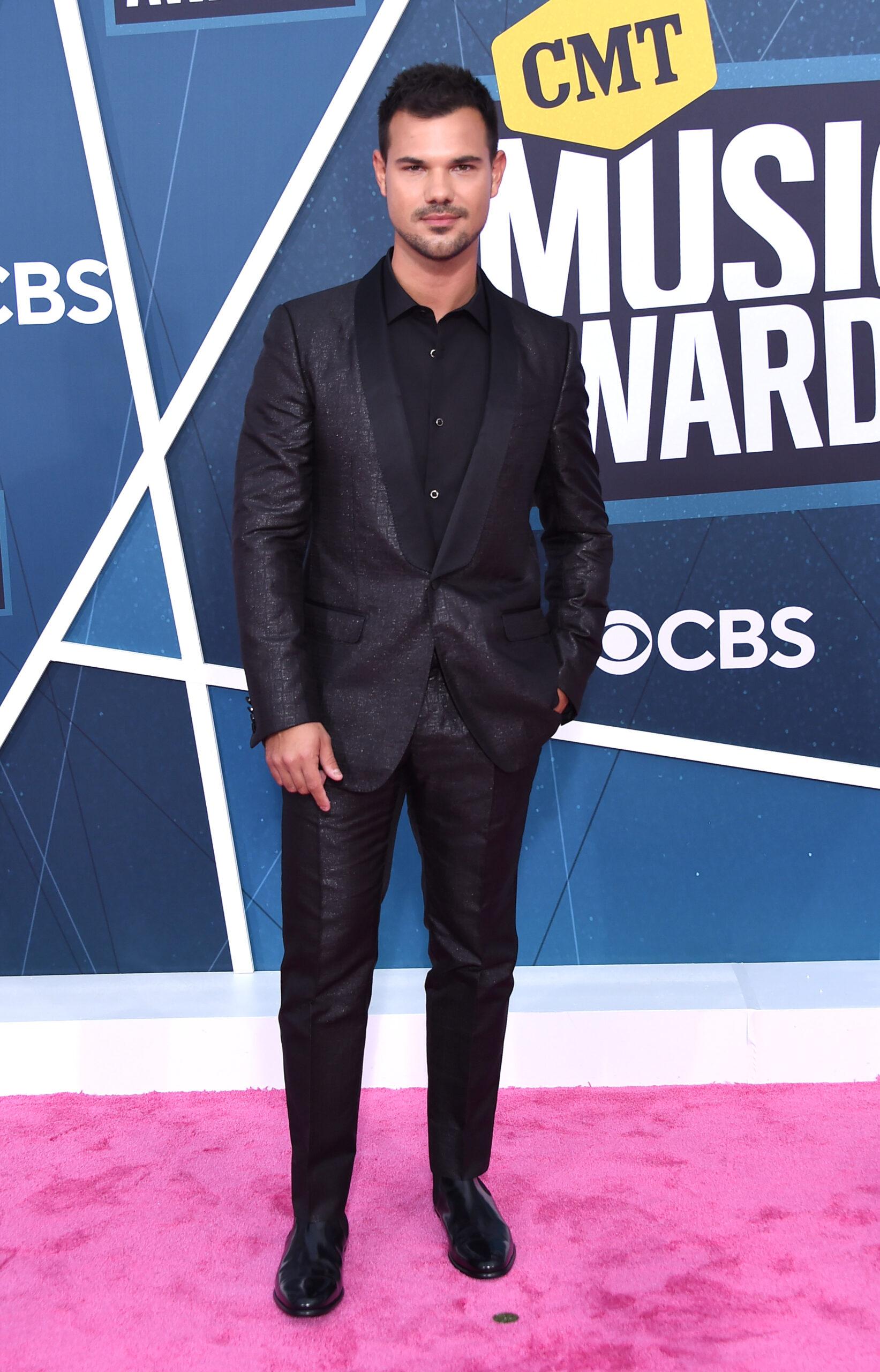 Taylor Lautner at the 2022 CMT Music Awards
