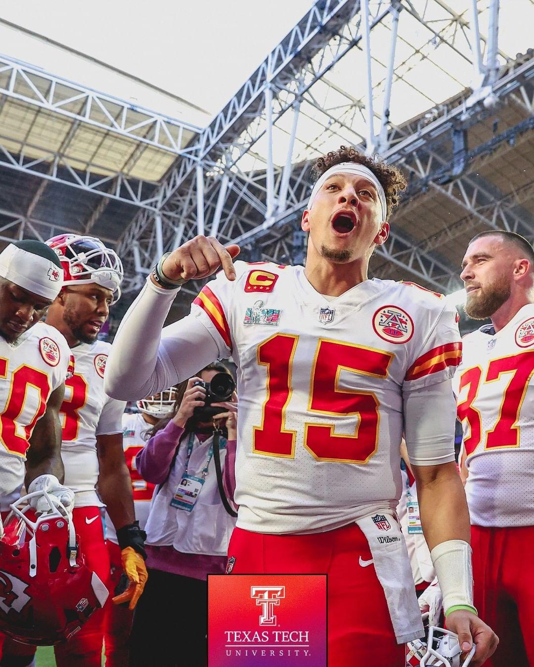 Patrick Mahomes Suffers Ankle Injury Right Before Super Bowl Half-Time Show