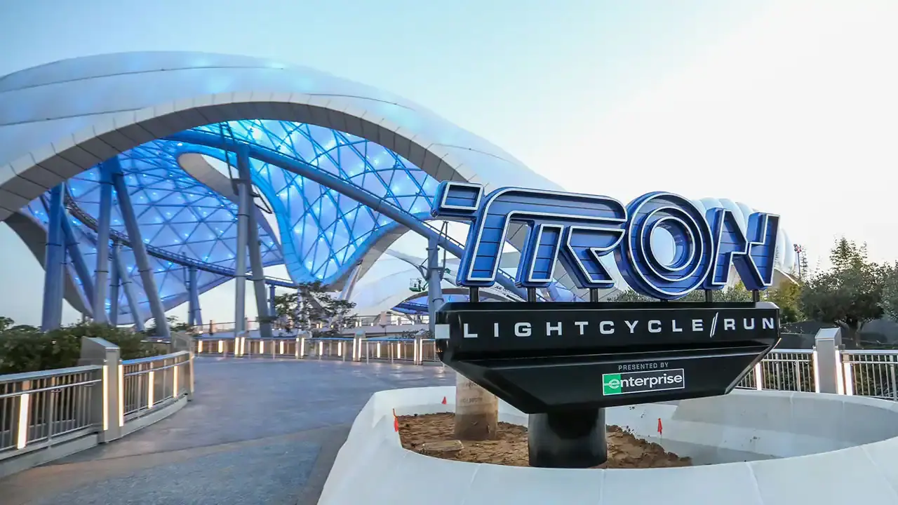 TRON Lightcycle / Run