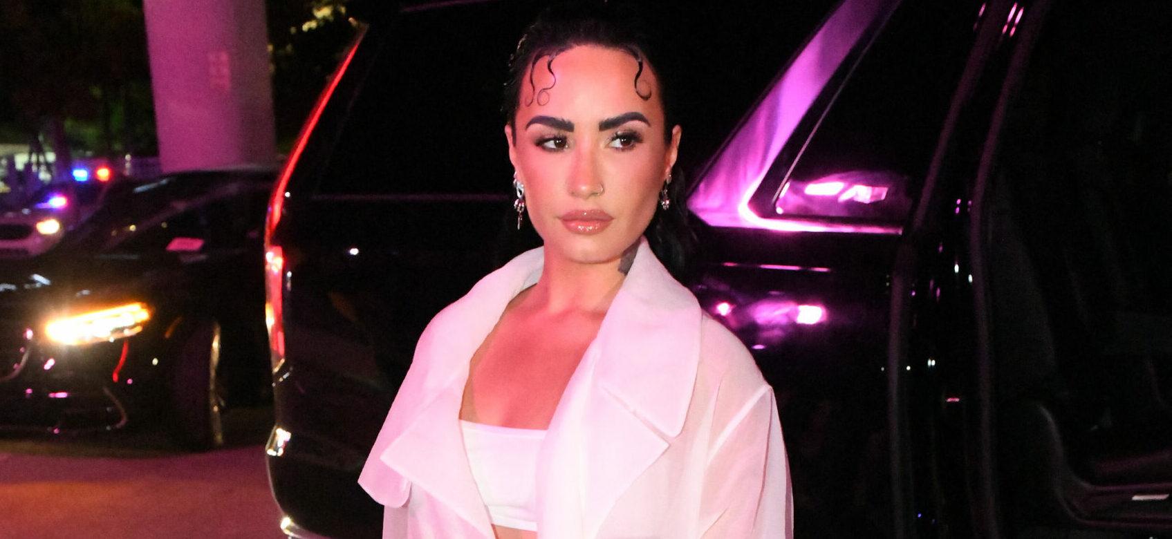 Demi Lovato arrives at the Hugo Boss fashion show in Miami