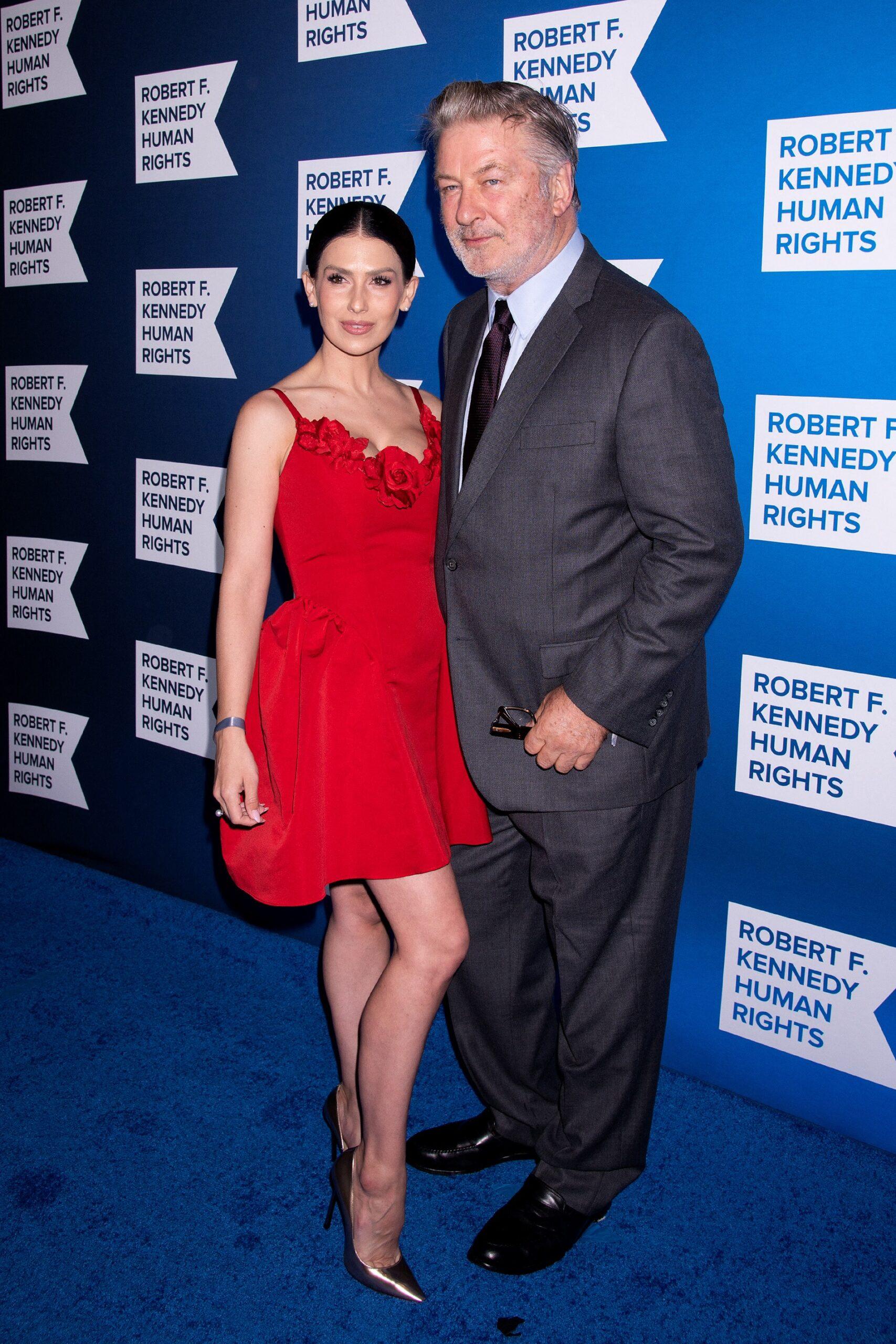 Alec Baldwin dan Hilaria Baldwin di The Ripple of Hope Gala 2022