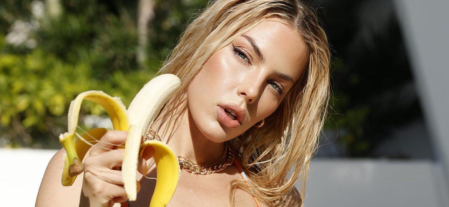 Jenna Lee poses with a banana in a bikini