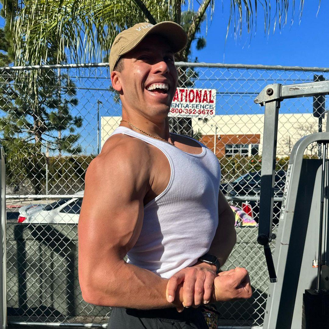 Arnold Schwarzenegger's Lookalike Son, Joseph Baena, Flexes His Muscles Like His Dad: 'Gotta Hit The Pose'
