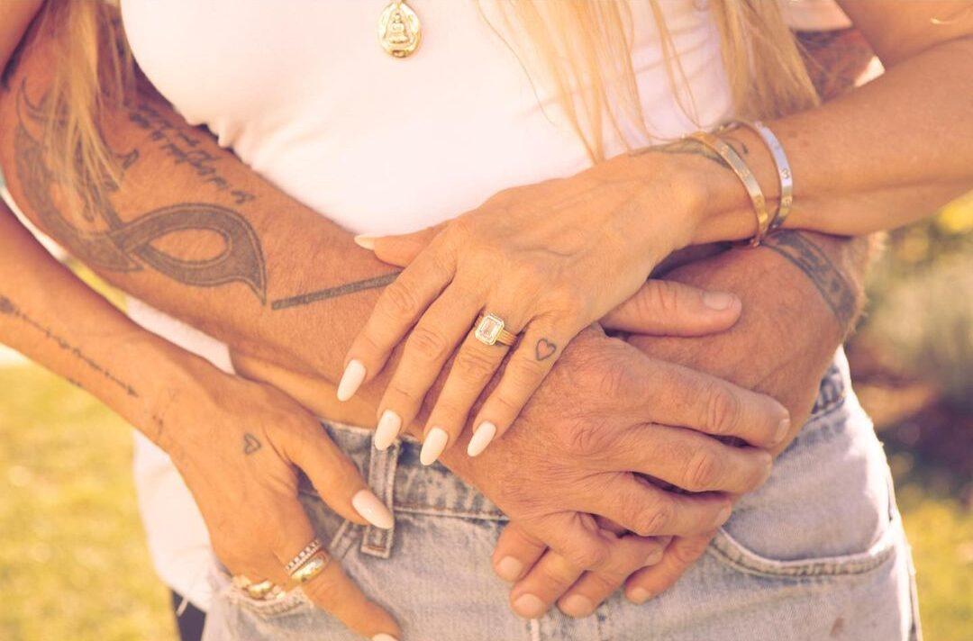 Miley Cyrus's Mom, Tish, Announces Engagement To 'Prison Break' Star Dominic Purcell