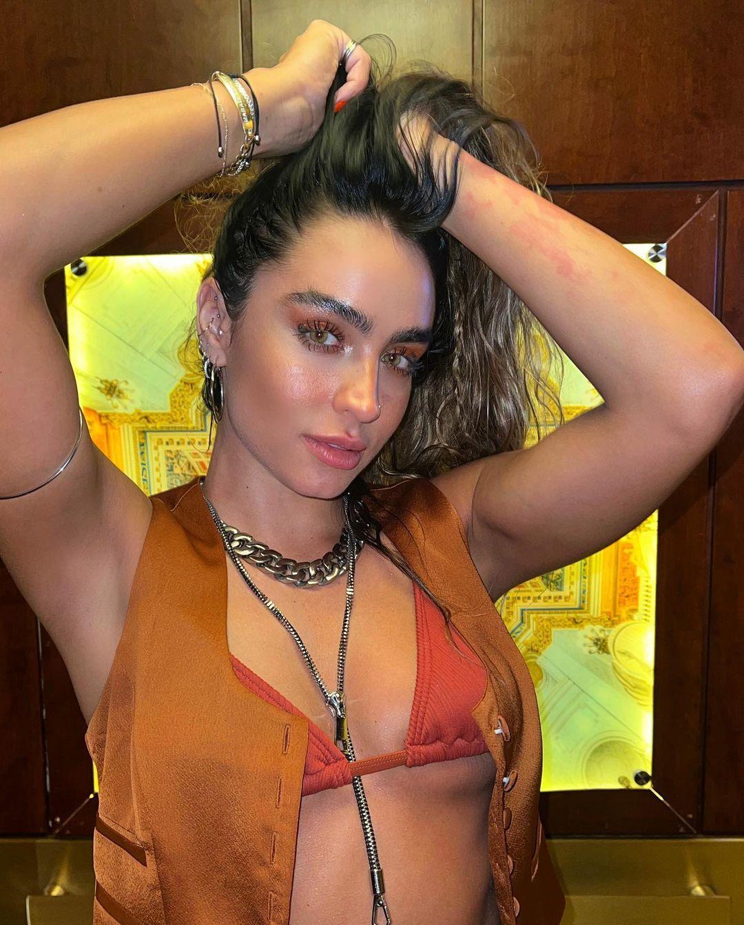 Sommer Ray posing for the camera.