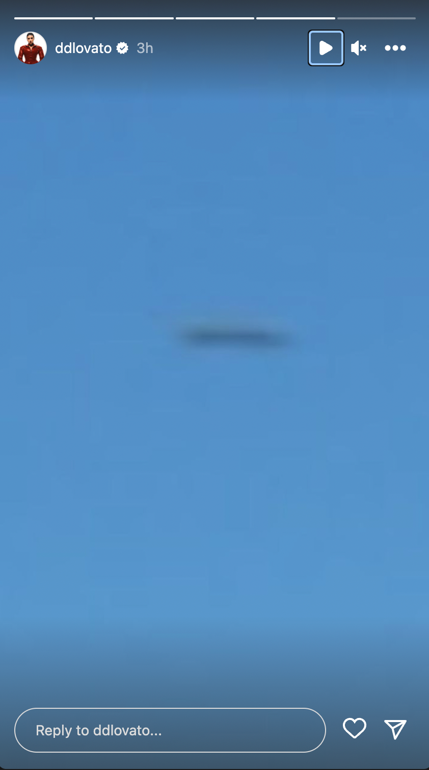 Demi Lovato has UFO sighting