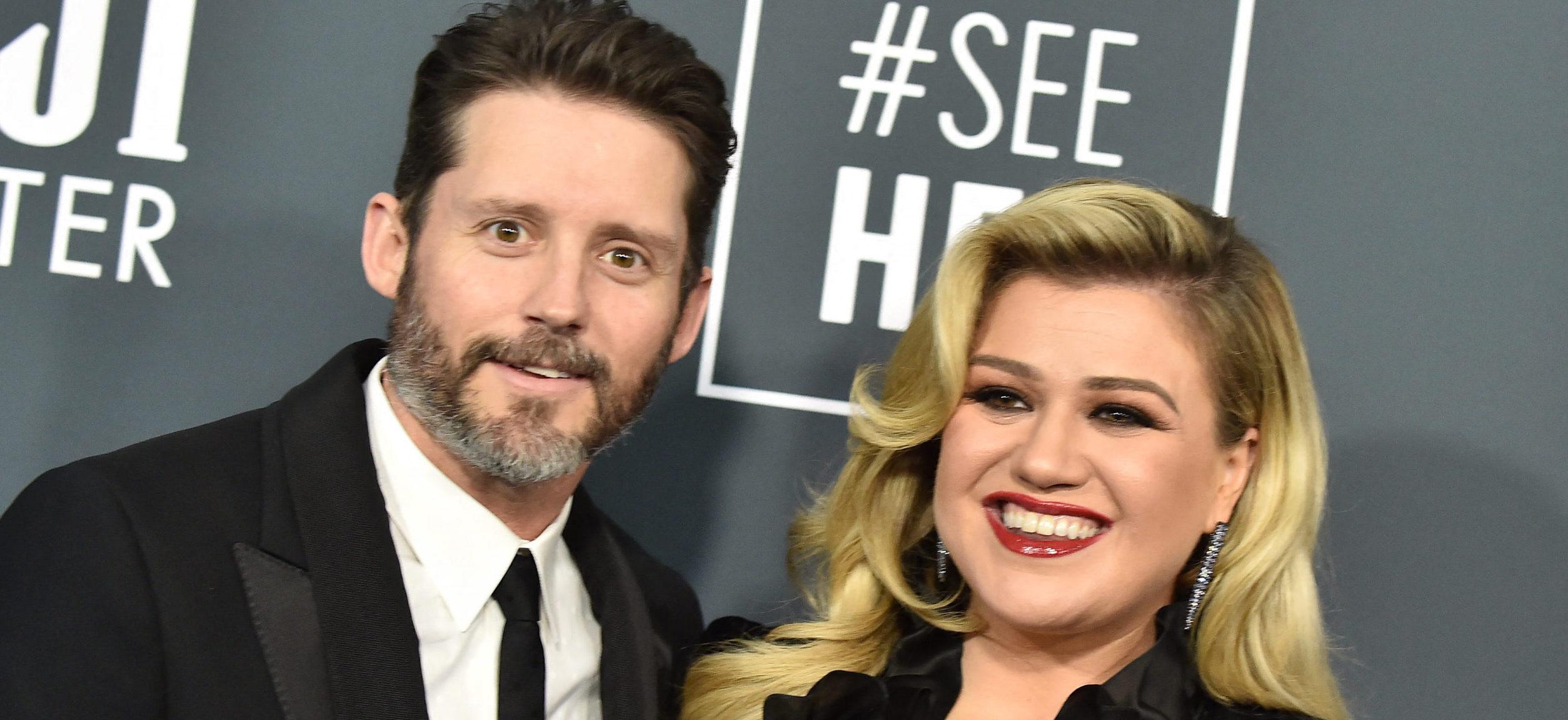 Kelly Clarkson and ex-husband Brandon Blackstock at the 25th Annual Critics' Choice Awards - Arrivals