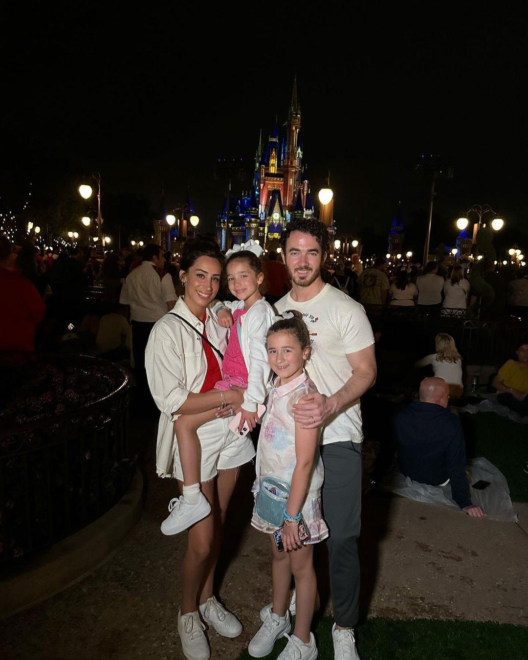 Jonas Brothers Member Kevin Jonas Spotted At Disney World With Family