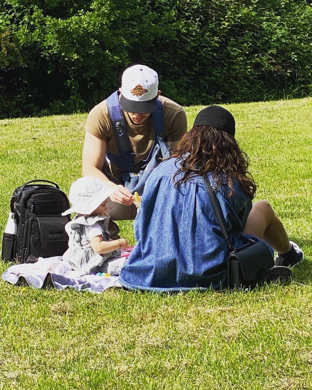 Priyanka Chopra, Nick Jonas and daughter Malti enjoy picnic