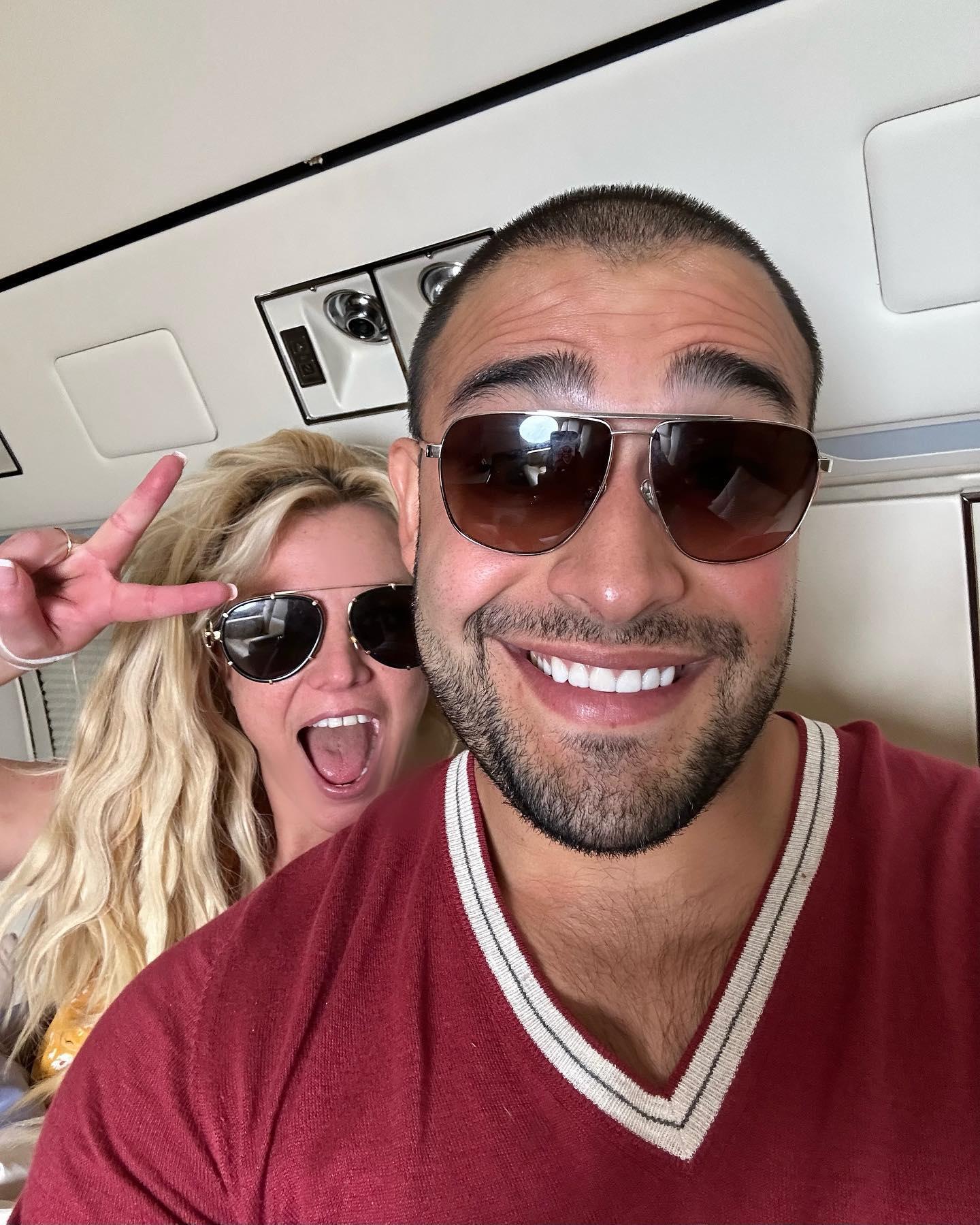 Britney Spears Requests A Margarita On Her Private Plane With Sam Asghari 