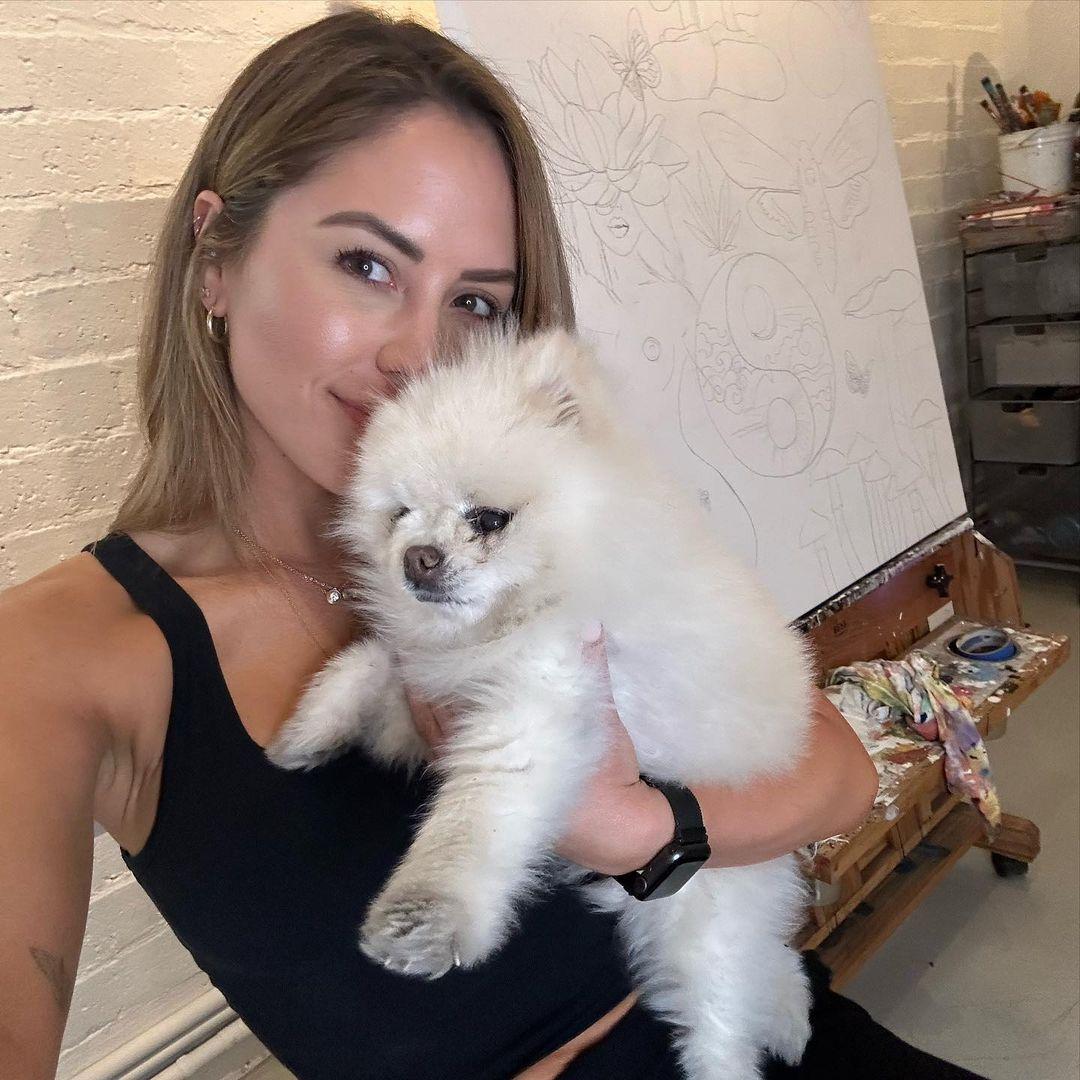 Brittney Palmer's Dog Passes Away, Shares Sweet Tribute