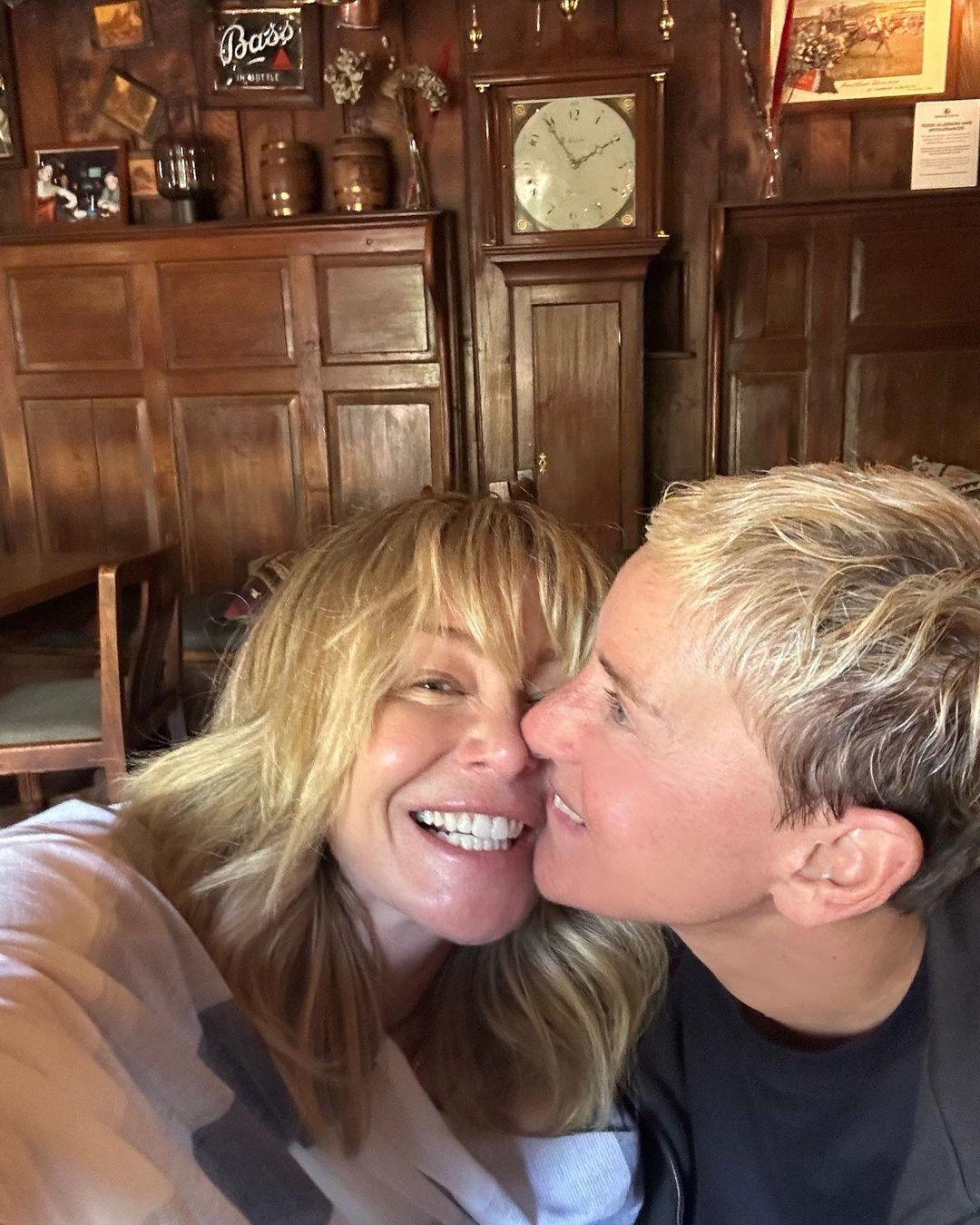 Fãs marcam Ellen DeGeneres e Portia de Rossi como 'Perfeitamente Perfeitas' em Loved Up Post