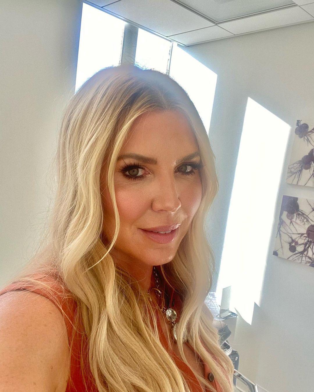 'RHOC' Dr. Jen Armstrong Accused Of Unsanitary Practices & Use Of Illegal Substances