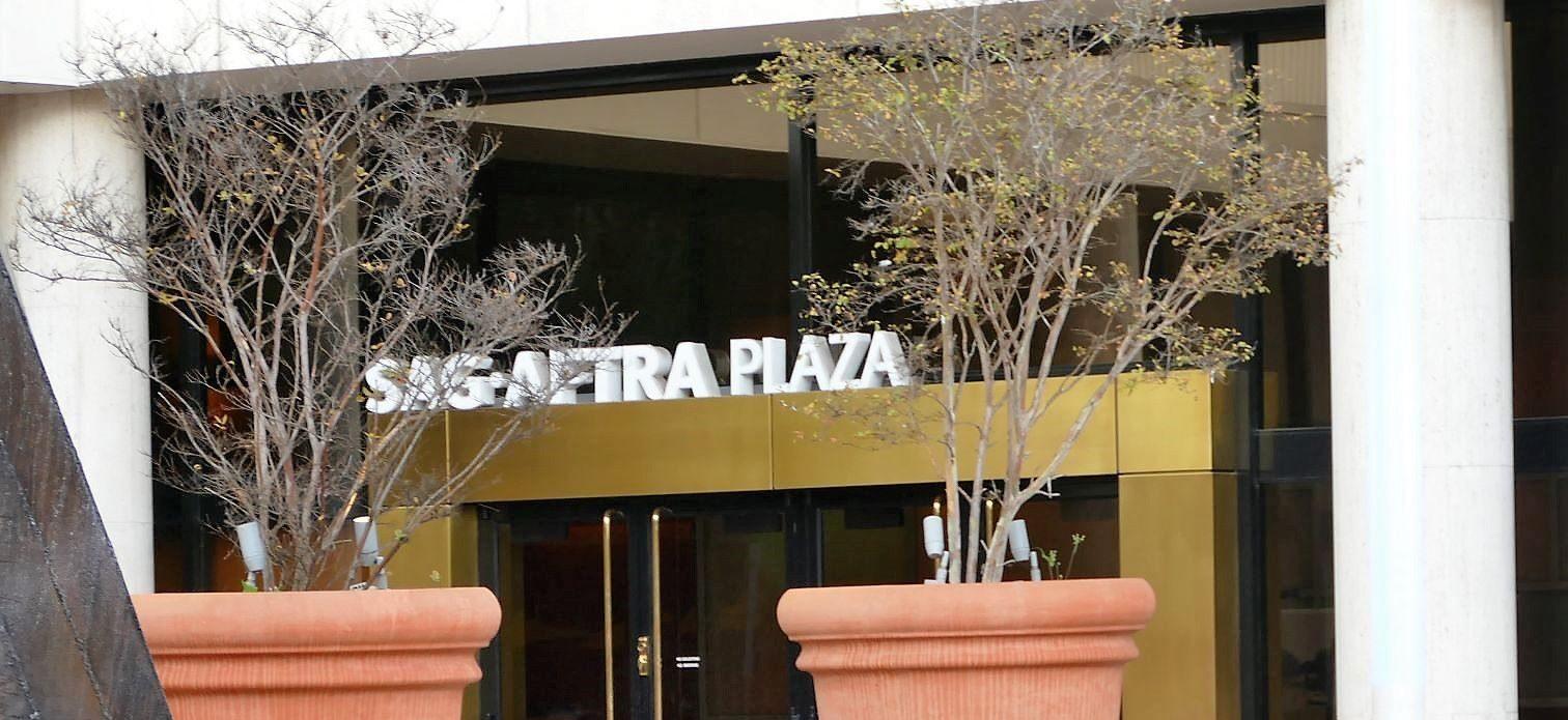 SAG-AFTRA Building Evacutated After Bomb Threat