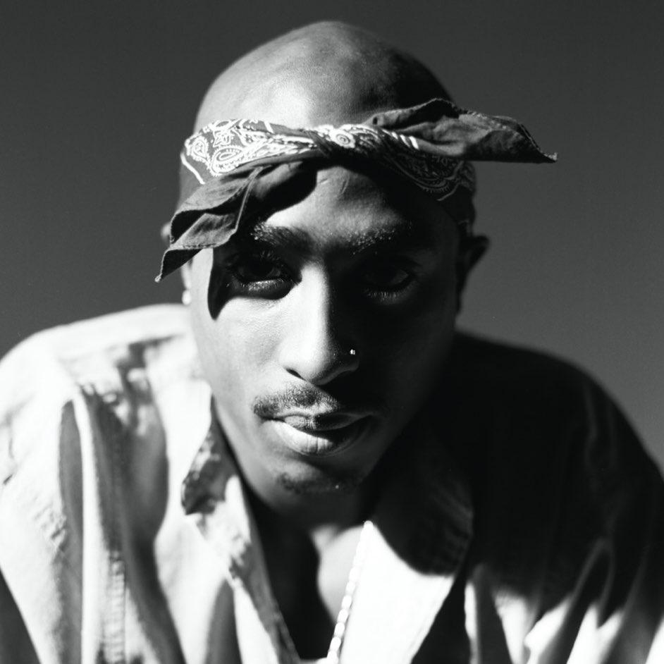 Tupac's Crown Ring Reaches Value Of Over $1 Million At Auction