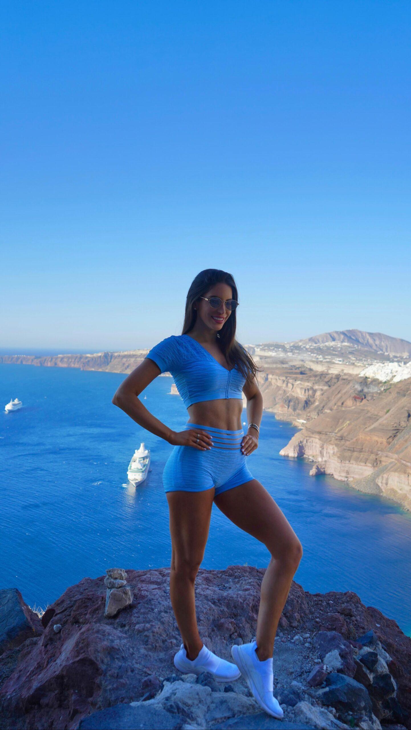 Jen Selter Shows Off Beautiful Views In Greece