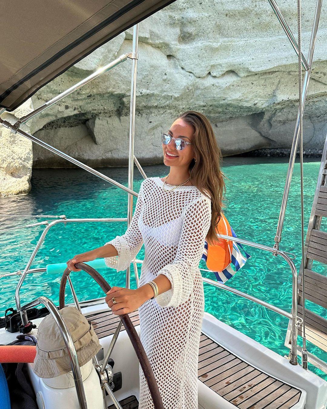 Kelley Flanagan Shows Off Bikini Body Vacationing In Greece