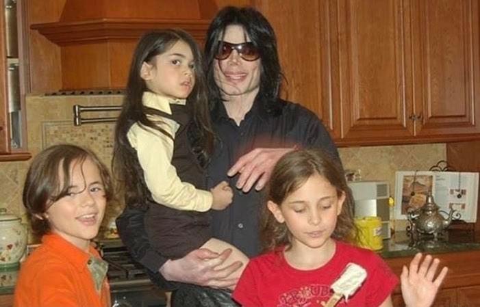 Michael Jackson with his children